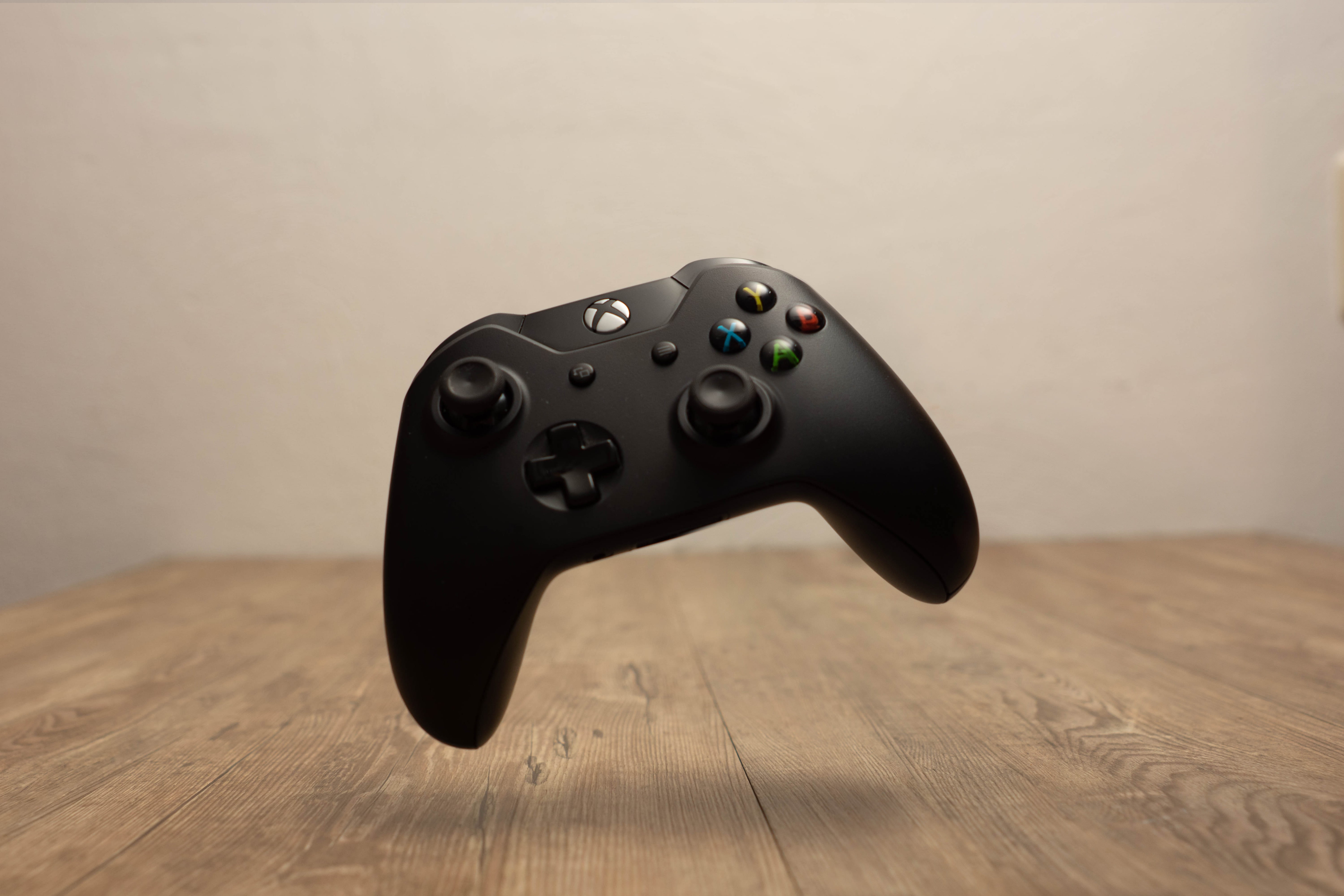 aggression, Photo, remote control, 5K, Microsoft, computer, Floato, technology, leisure games, joystick, furniture, black color, ipod, wood - material, HD Wallpaper