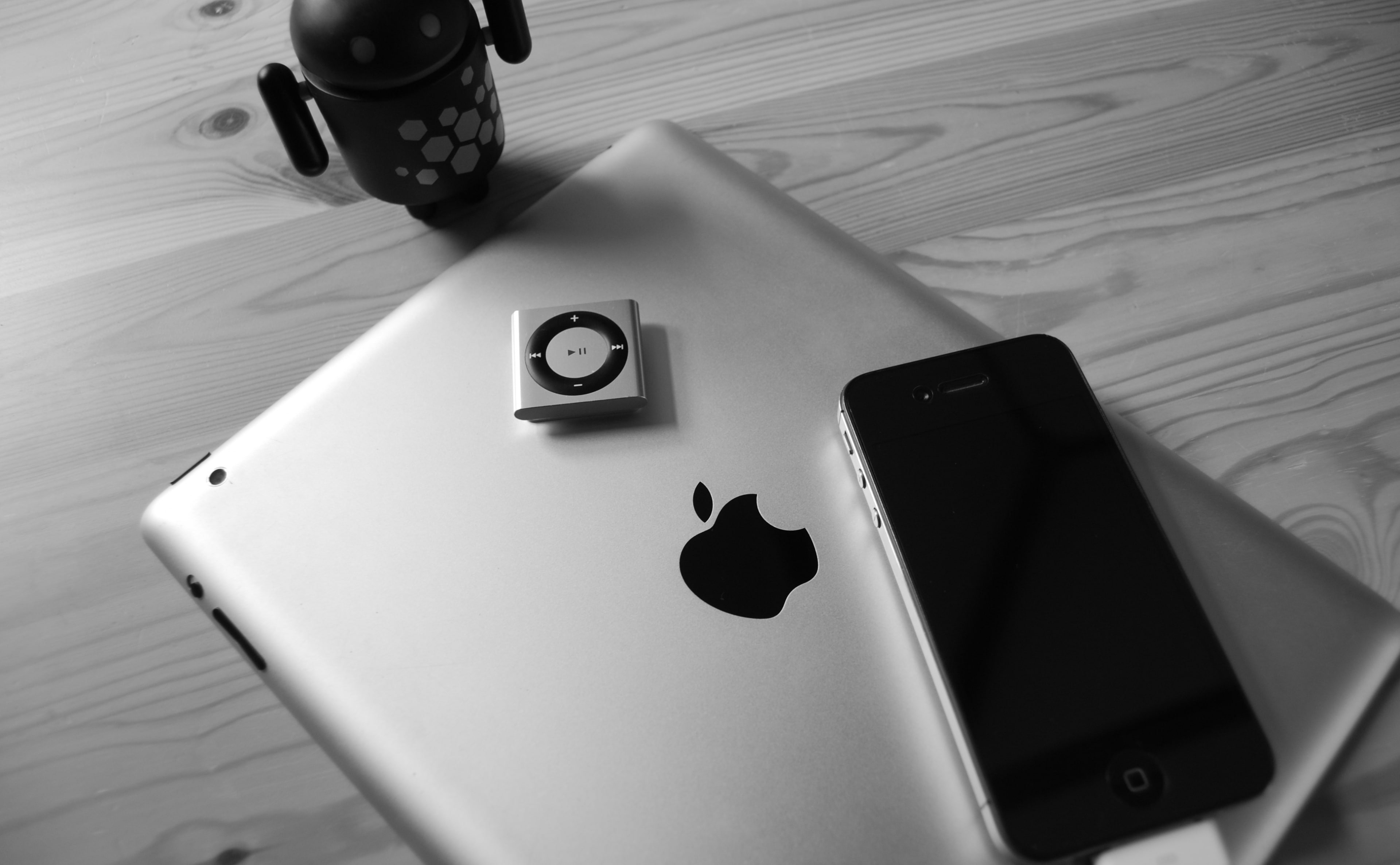 iPhone, mobile phone, Laptop, Computers, silver, still life, indoors, close-up, say, screen, Android, ipod, table, portable information device, cup, hi, HD Wallpaper