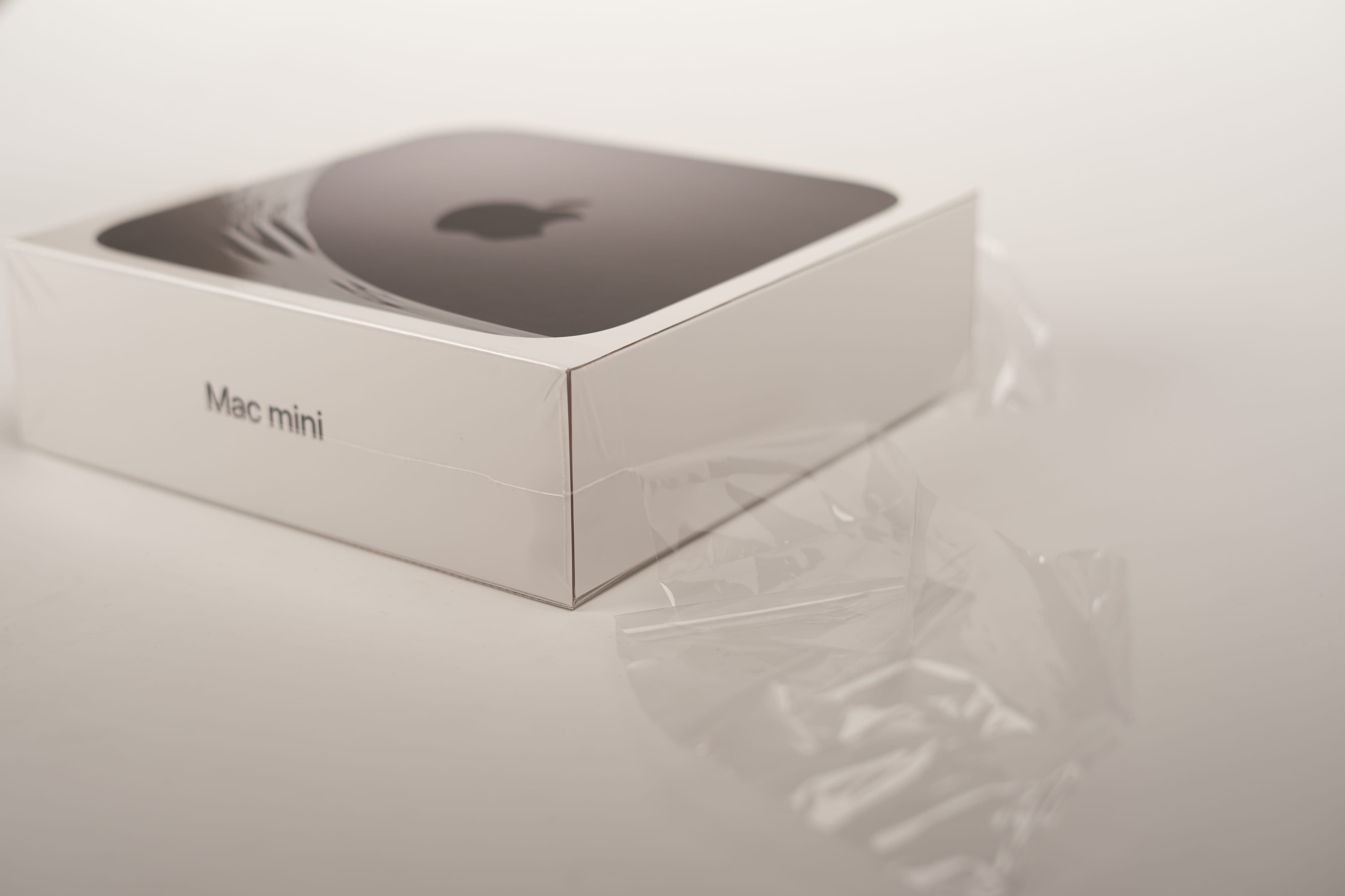box, studio shot, ipod, vegetable, 5K, single object, technology, adapter, cardboard, connection, box - container, focus on foreground, security, cell phone, HD Wallpaper