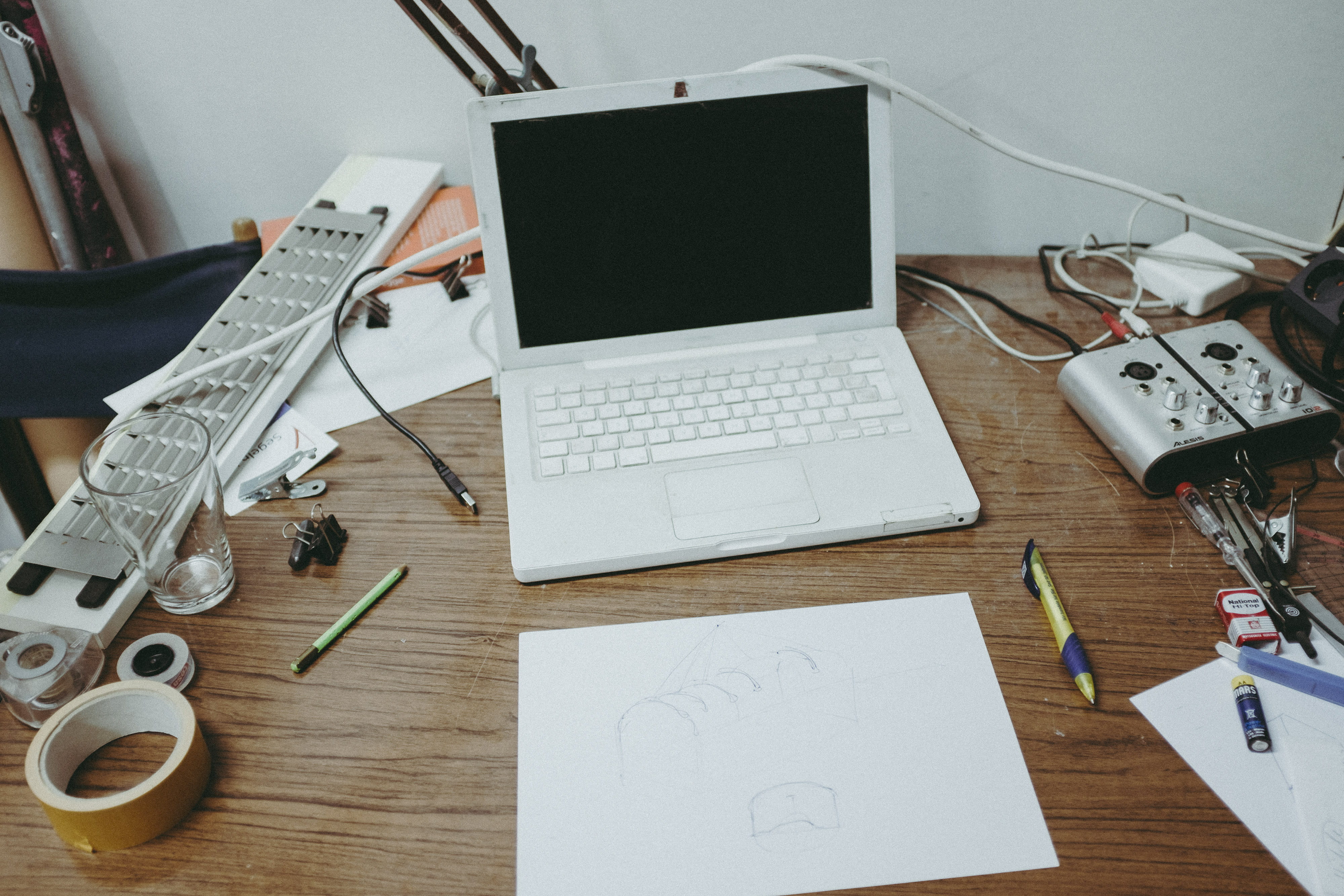 creativity, pro, art, artist, technology, no people, connection, equipment, indoors, isolated, pen, hipster, notebook, work, drawing, wood - material, white, HD Wallpaper
