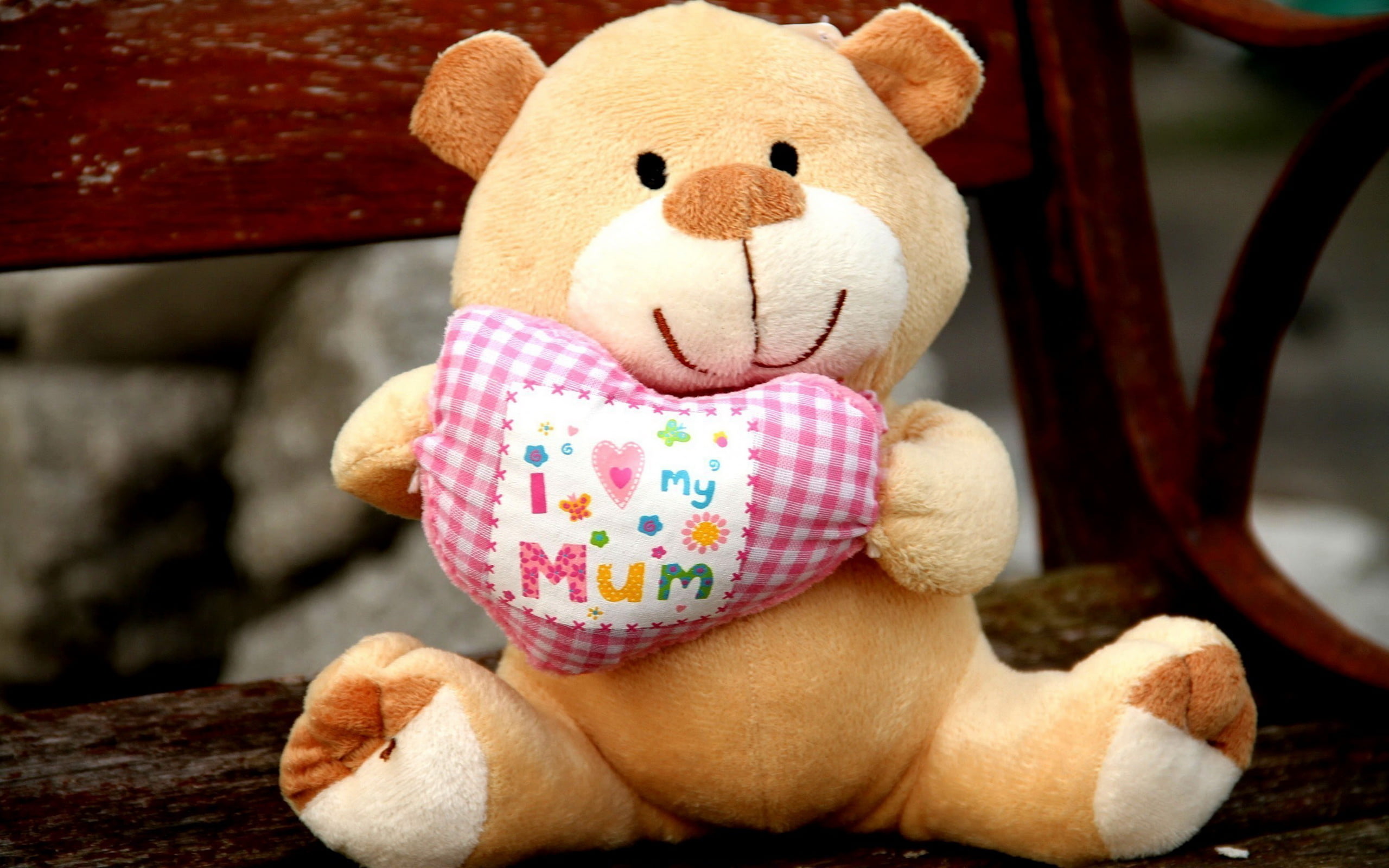 plush, representation, human representation, bear, mammal, mother day, festival, stuffed toy, mom, teddy bear, wood - material, 2K, focus on foreground, HD Wallpaper