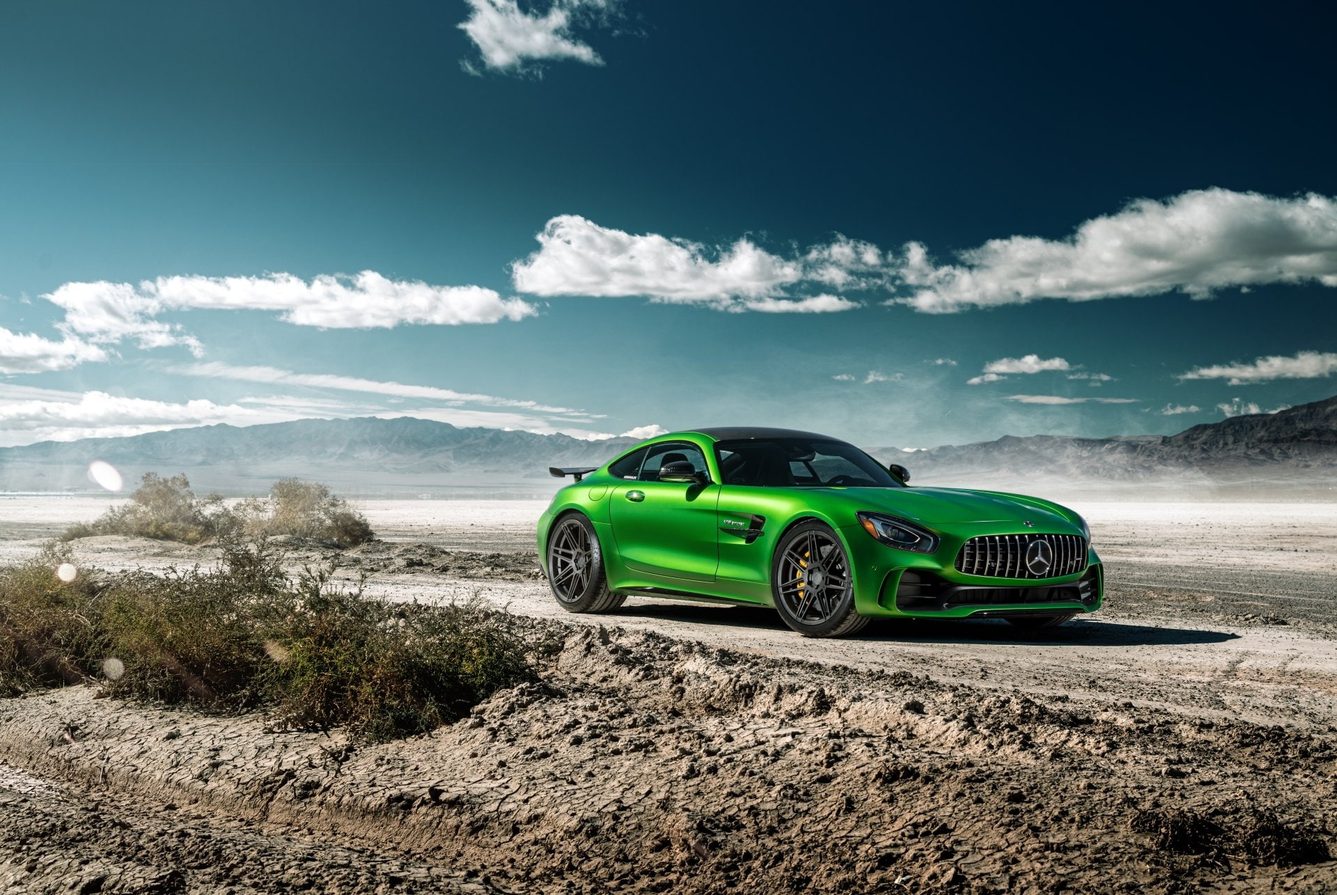 Mercedes-AMG GT, Green Car, Car, Sport Car, Supercar, 1080P, Mercedes-Benz, Desert, Vehicle, HD Wallpaper