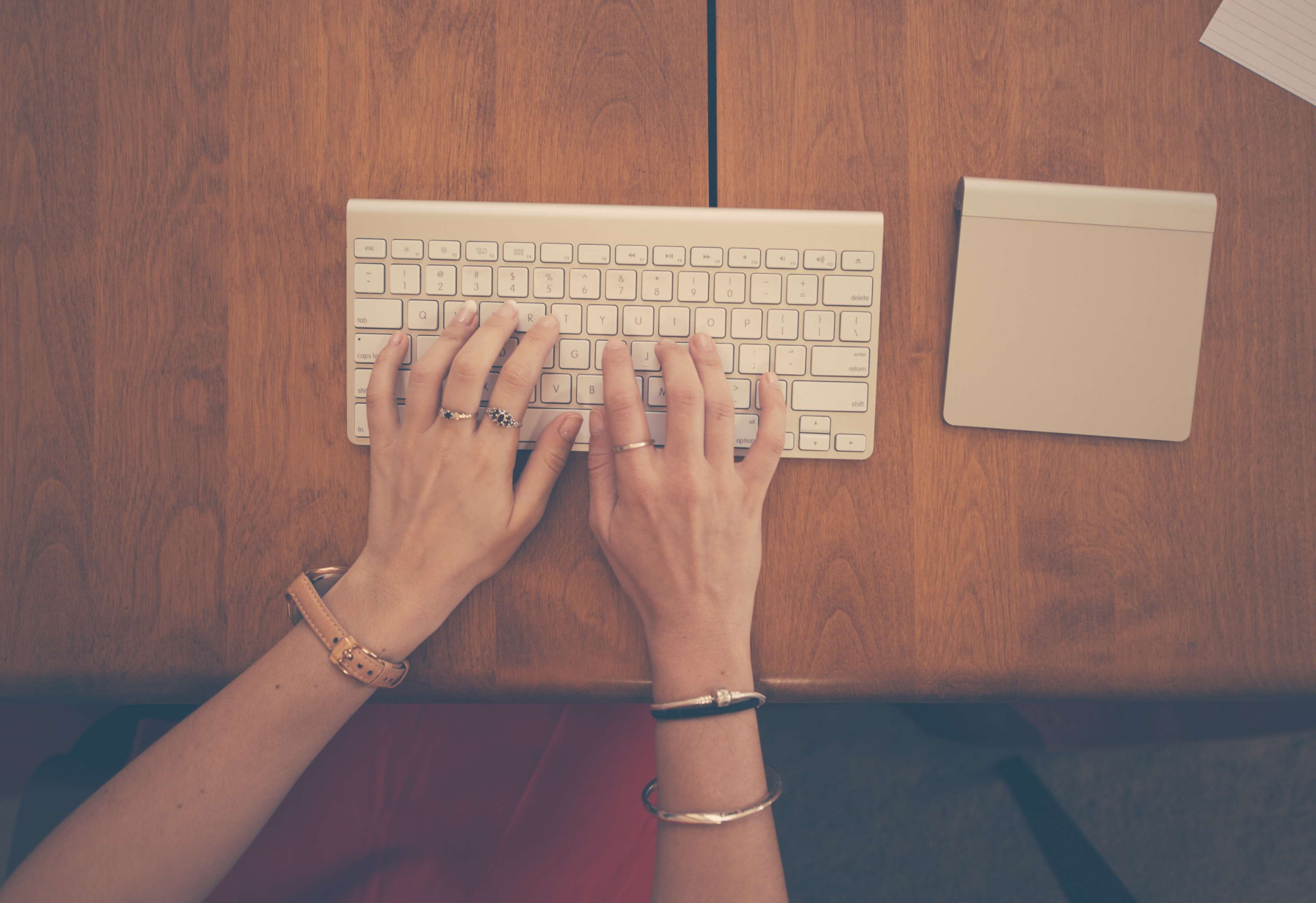 trackpad, high angle view, technology, mouse, pov, desk, personal perspective, human hand, 4K, body part, working, lifestyles, computer keyboard, real people, HD Wallpaper