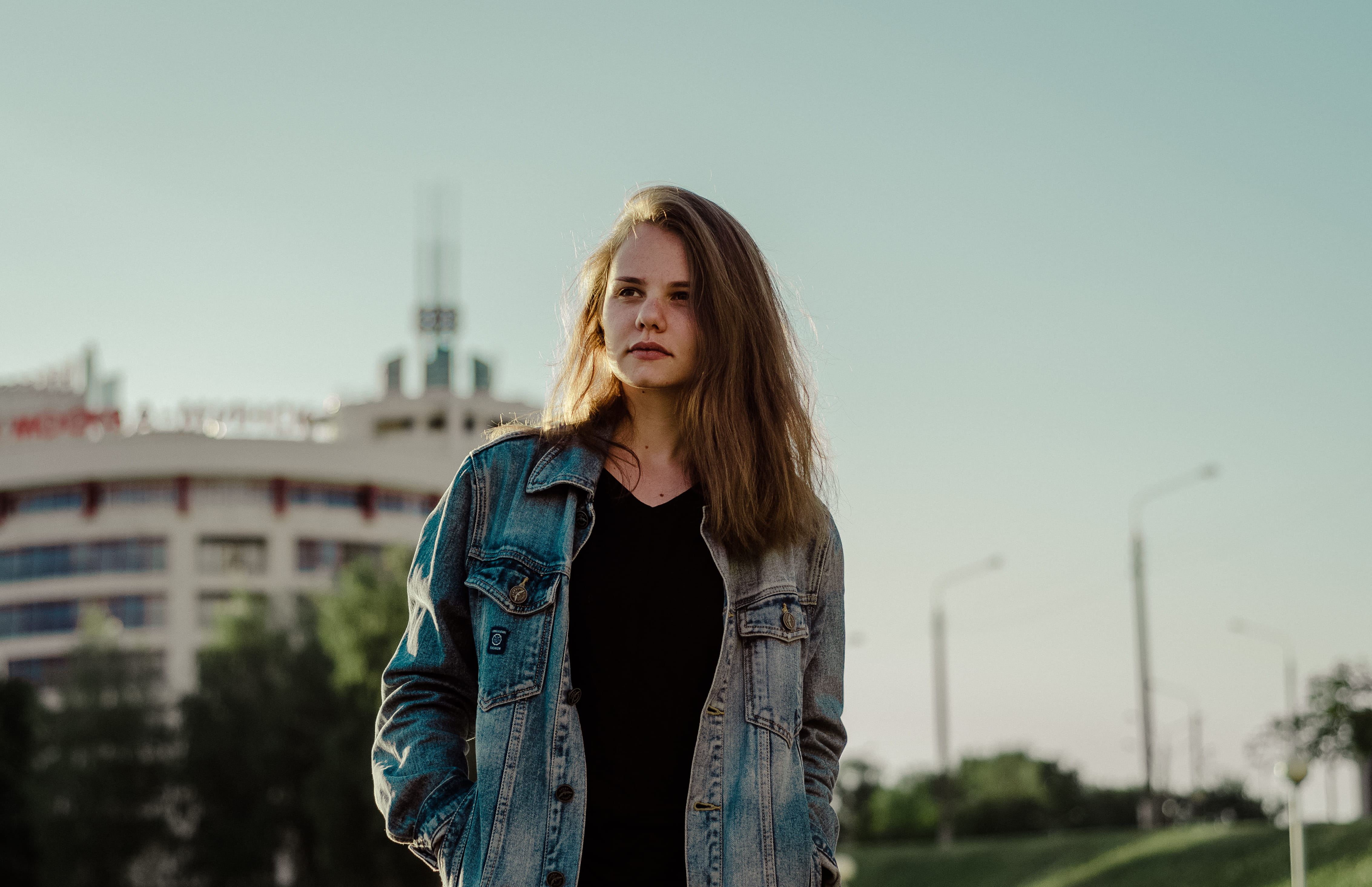 look, photography, long hair, looking at camera, blonde, wearing, one person, female, lifestyles, fashion, denim, people, woman, 4K, jacket, outdoors, HD Wallpaper