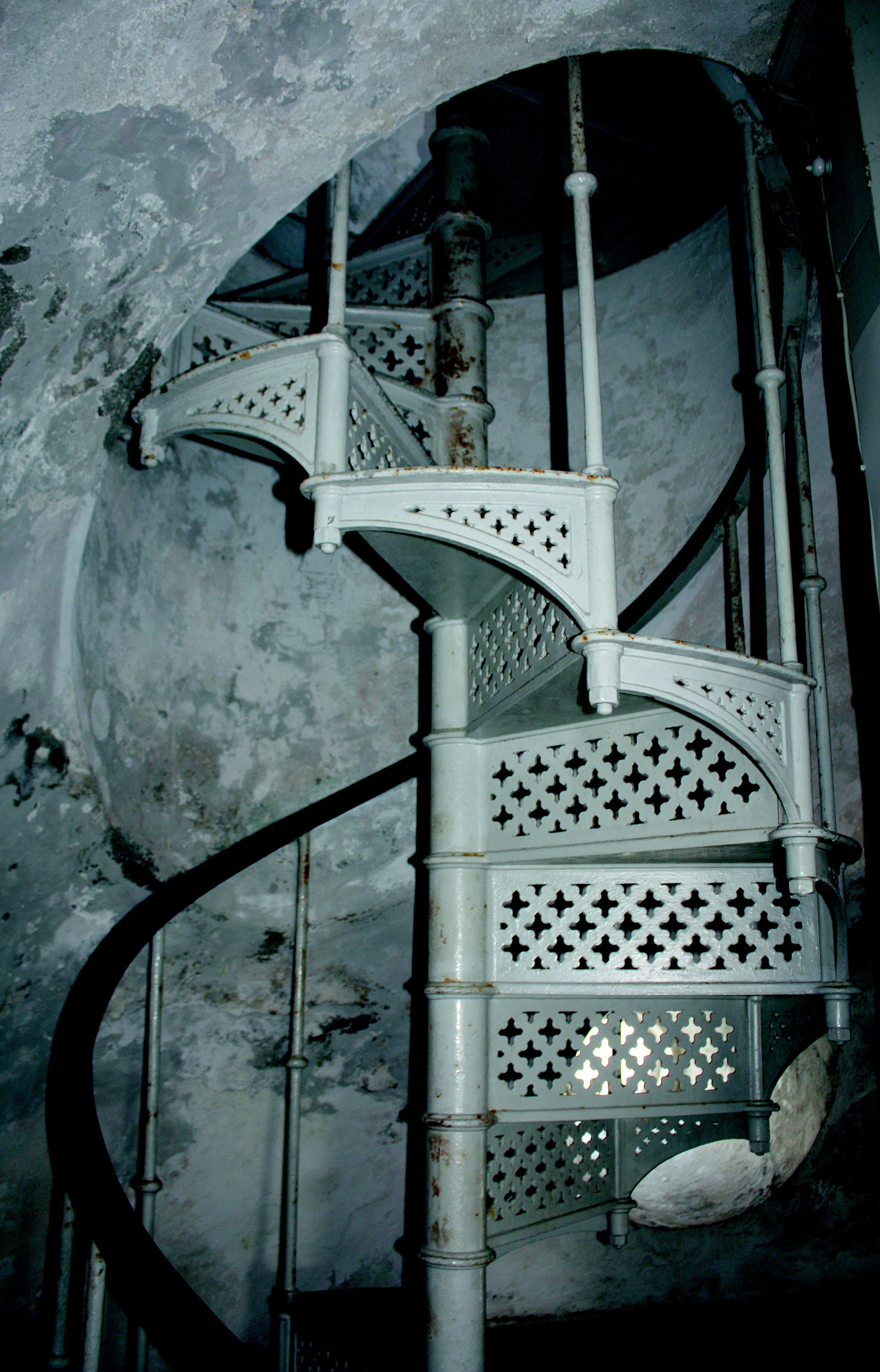 staircase, spiral, steps and staircases, architecture, no people, high angle view, old, winter, water, 4K, day, built structure, industry, emergence, close-up, Phone HD Wallpaper
