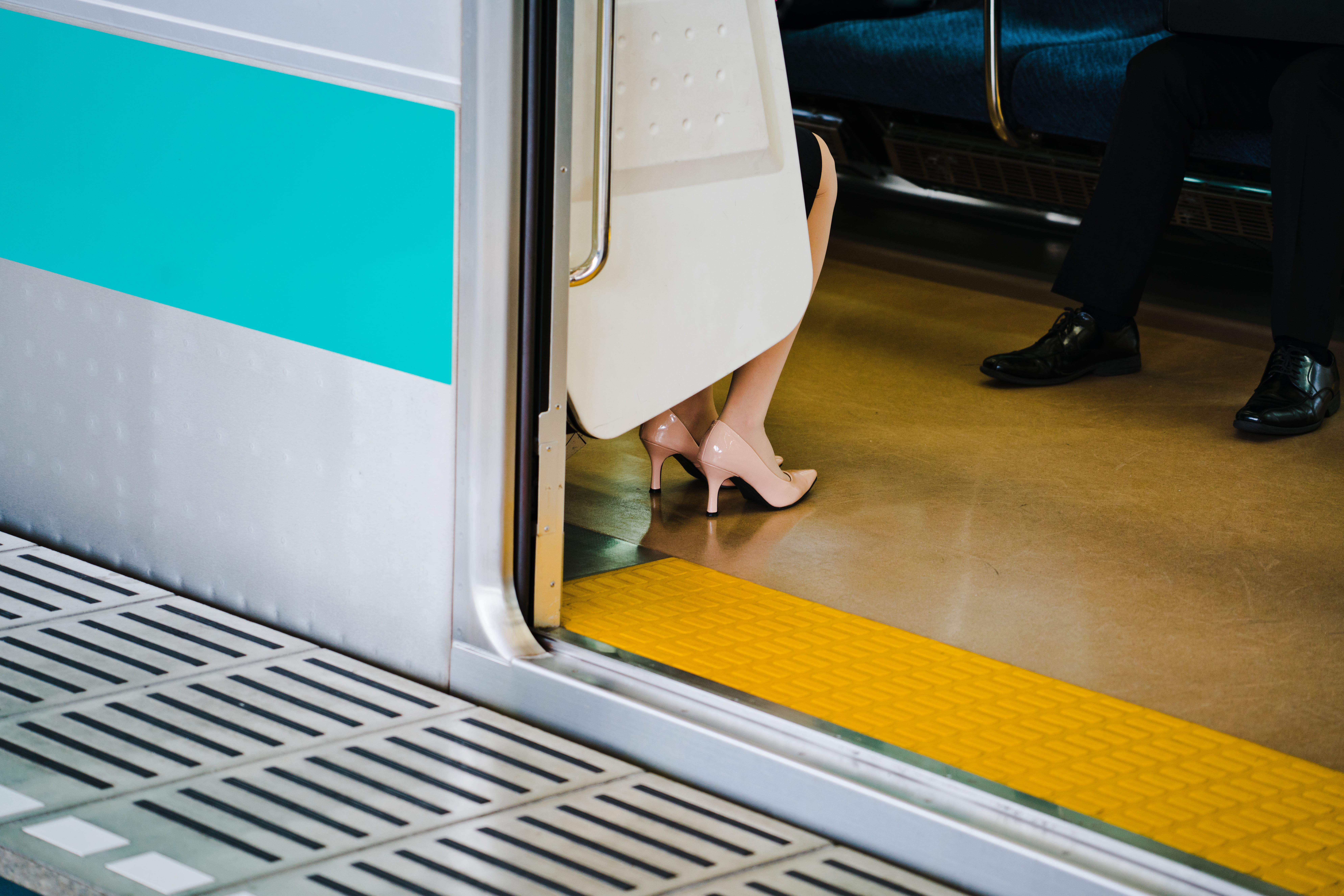 mode of transportation, 8K, men, indoors, fetiche, style, person, journey, rail transportation, adult, subway train, people, human hand, subway, open, HD Wallpaper