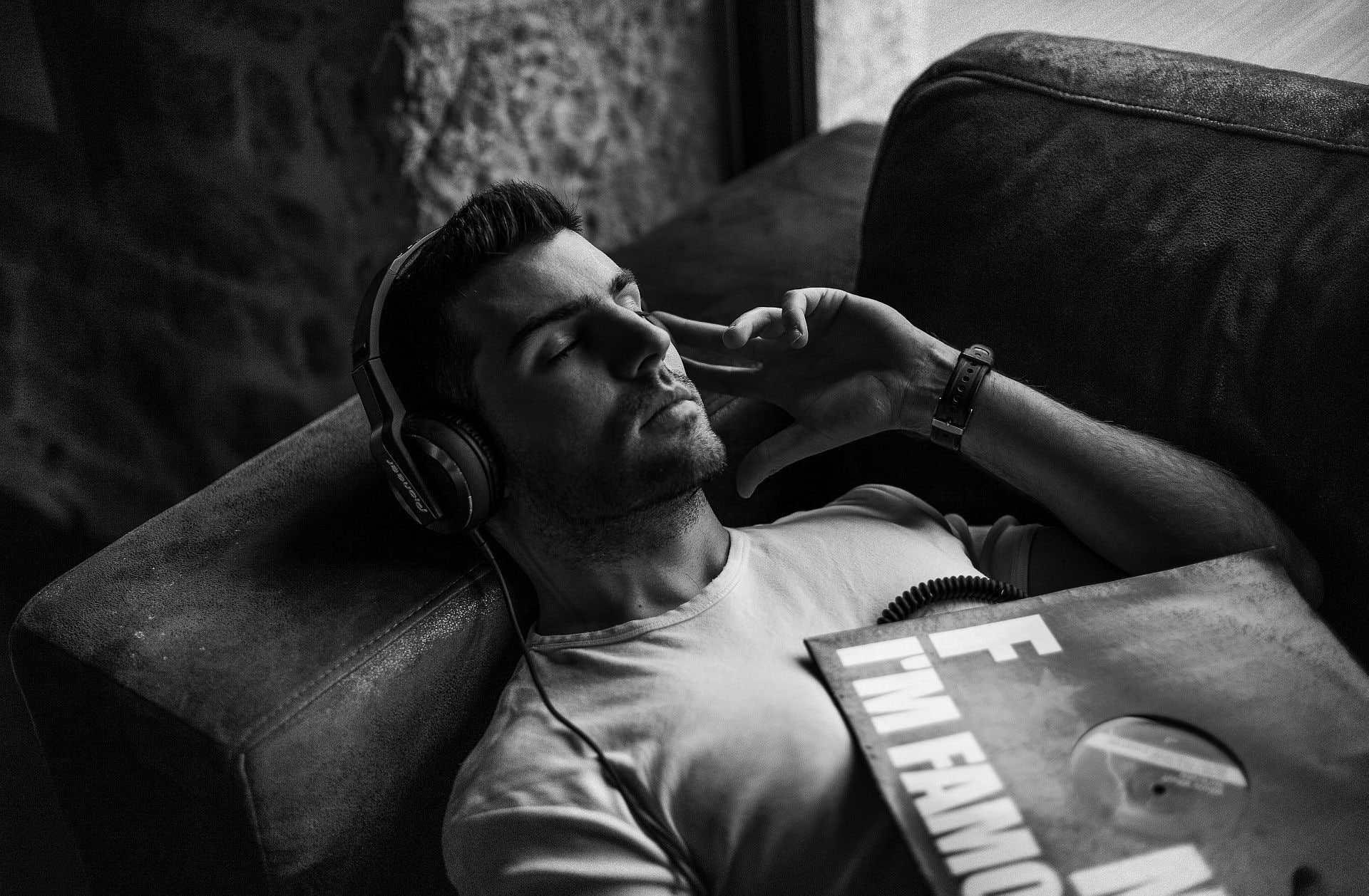 1080P, Deejay Nikos, headphones, Laurent KC, HD Wallpaper