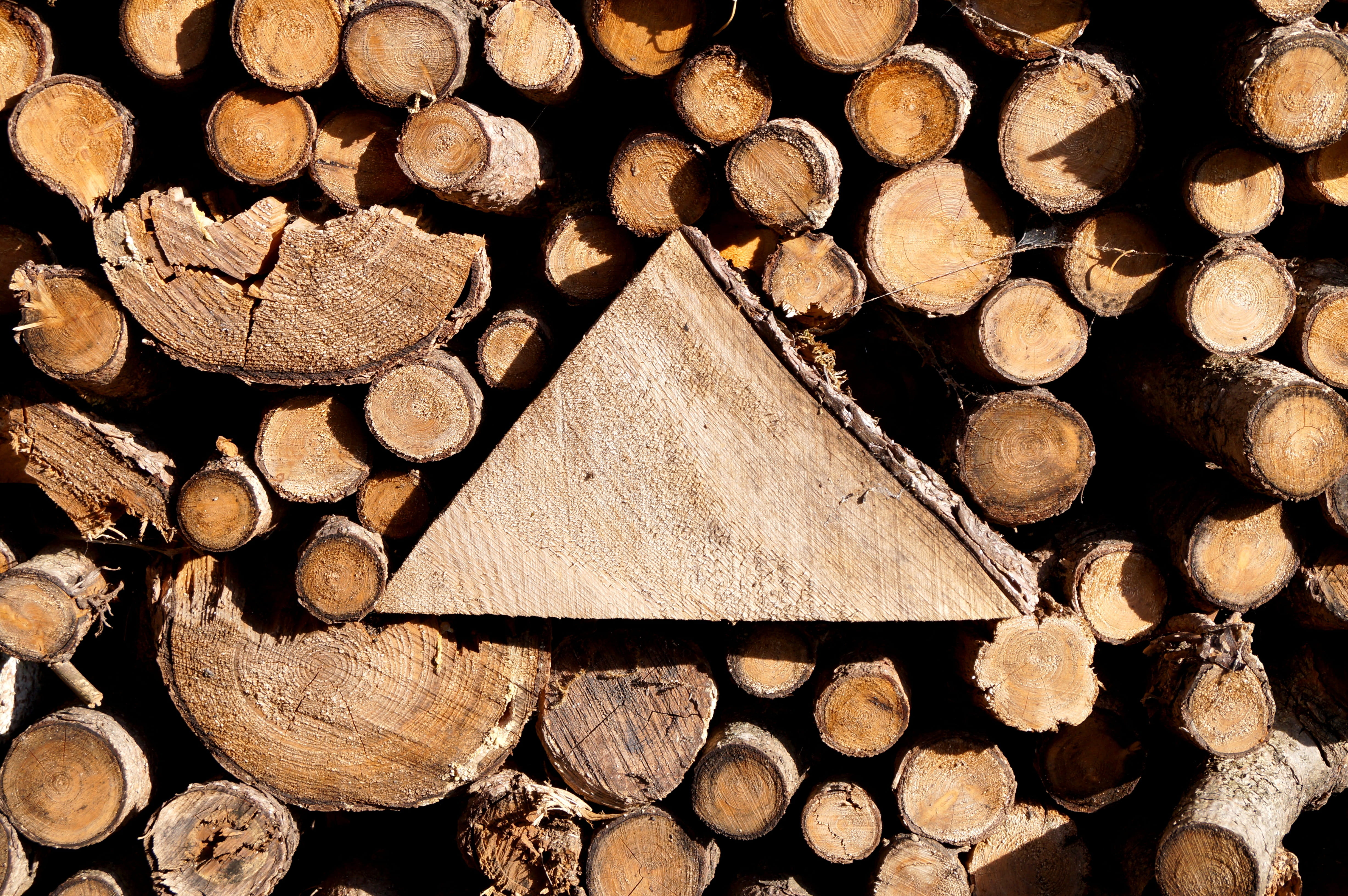 timber, nature, combs thread cutting, large group of objects, brown, corners, layered, Firewood, triangle, tree, chopped, stacked, unique, wood - Material, HD Wallpaper
