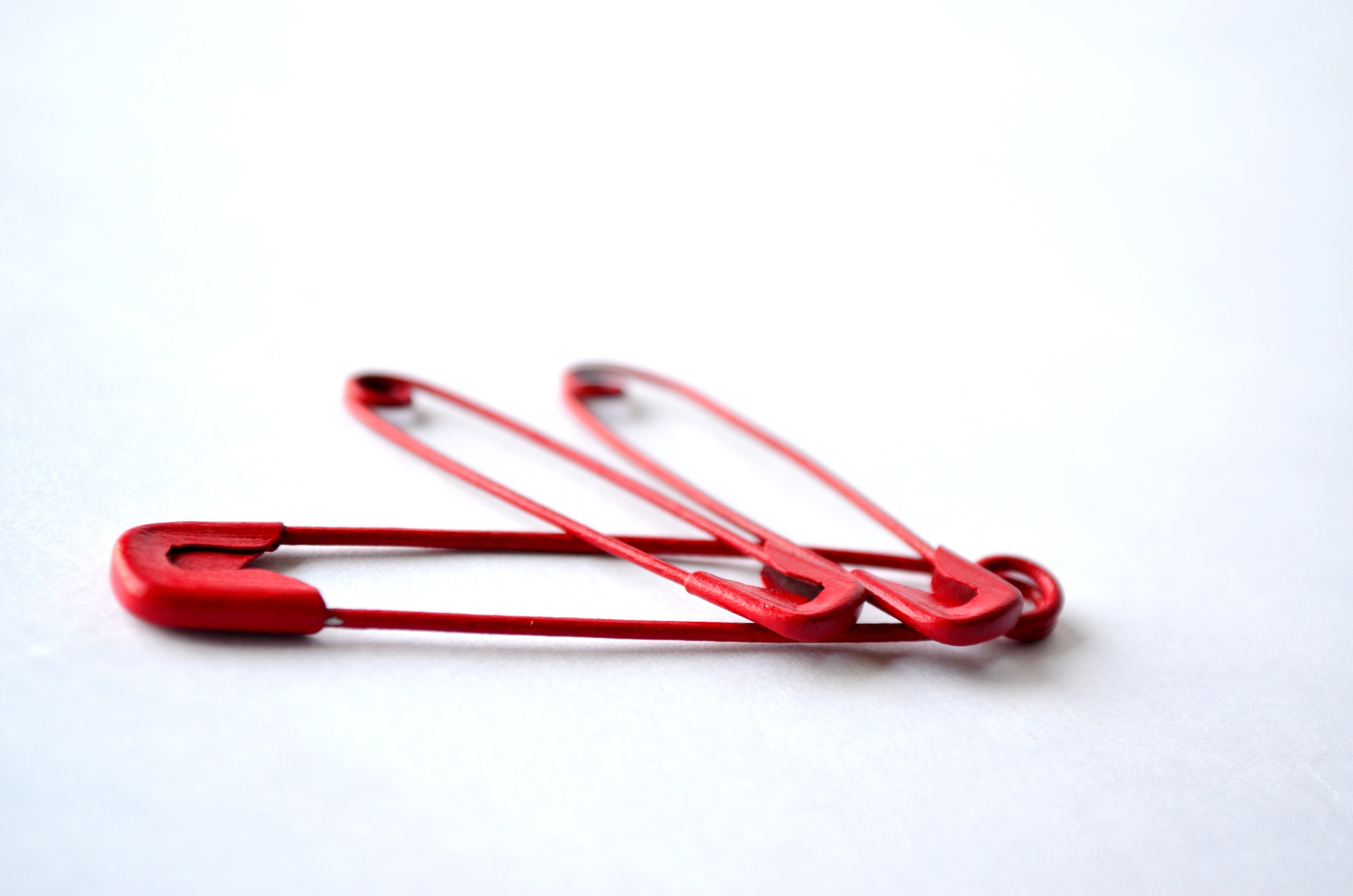 metal, pins, cut out, white color, equipment, studio shot, handmade, indoors, clothes, craft, red, selective focus, copy space, connection, needle, paper clip, HD Wallpaper