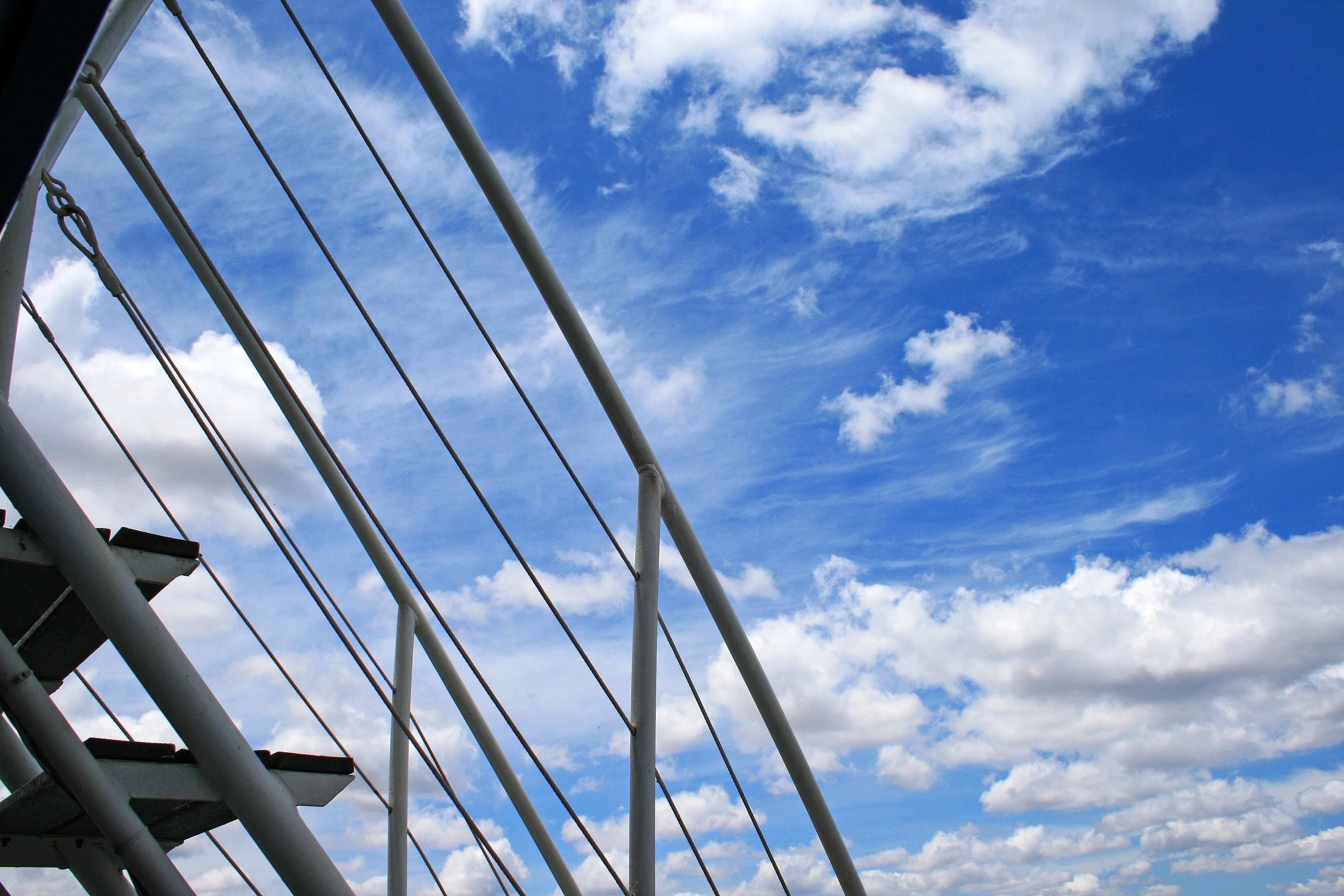 restraint, metal, no people, cloud - sky, architecture, connection, building, office building exterior, transportation, white, railing of cruise vessel, HD Wallpaper