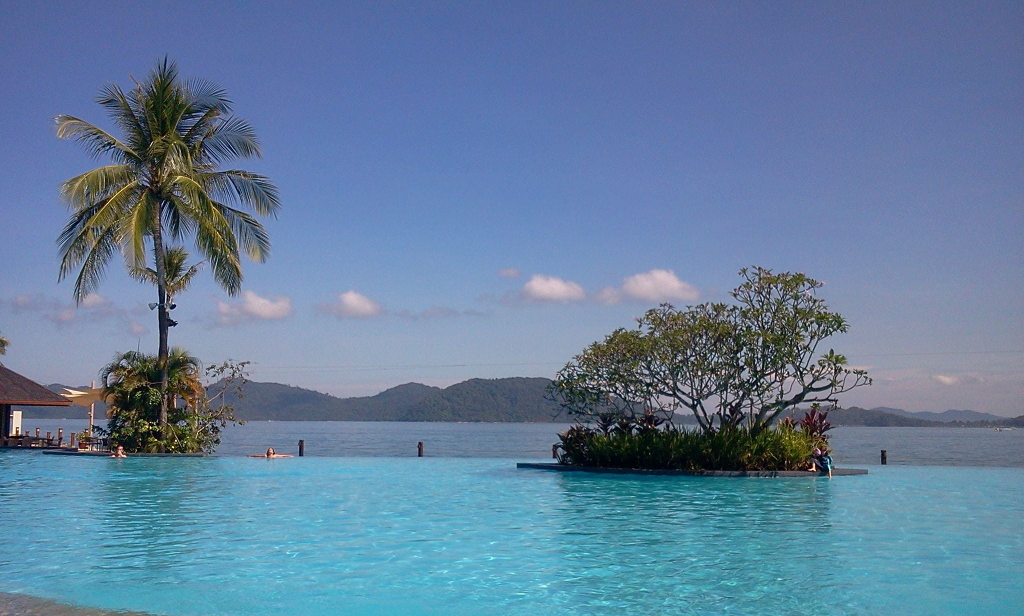 beach, pool, beauty in nature, blue, sea, plant, water, outdoors, travel destinations, southland, green, land, leafed, kota, tropical tree, body, scenics - nature, HD Wallpaper