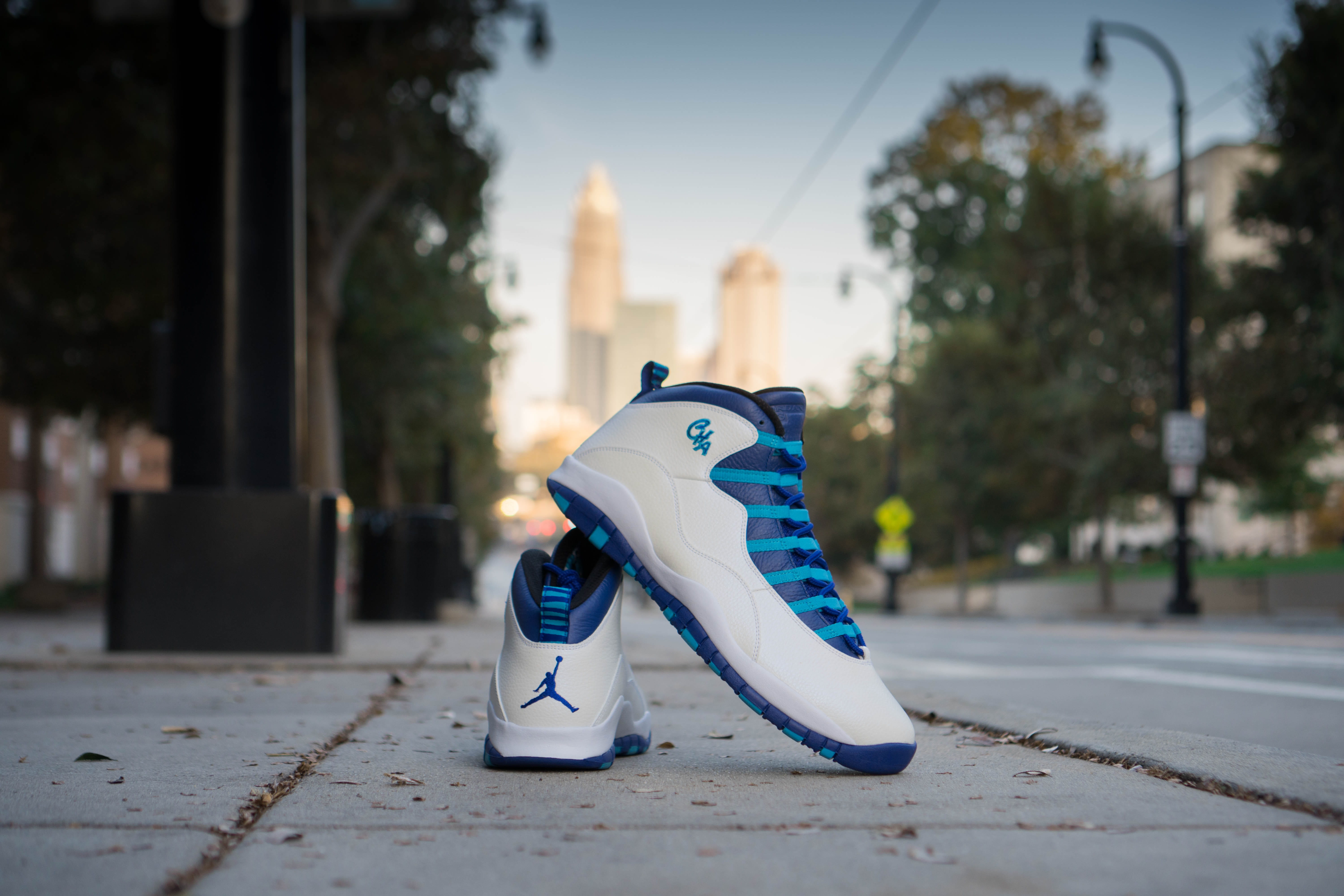 day, street, outdoors, buzz, shoes, tree, blue, selective focus, protection, city, building exterior, 5K, charlotte, security, nature, jordan x charlotte, HD Wallpaper