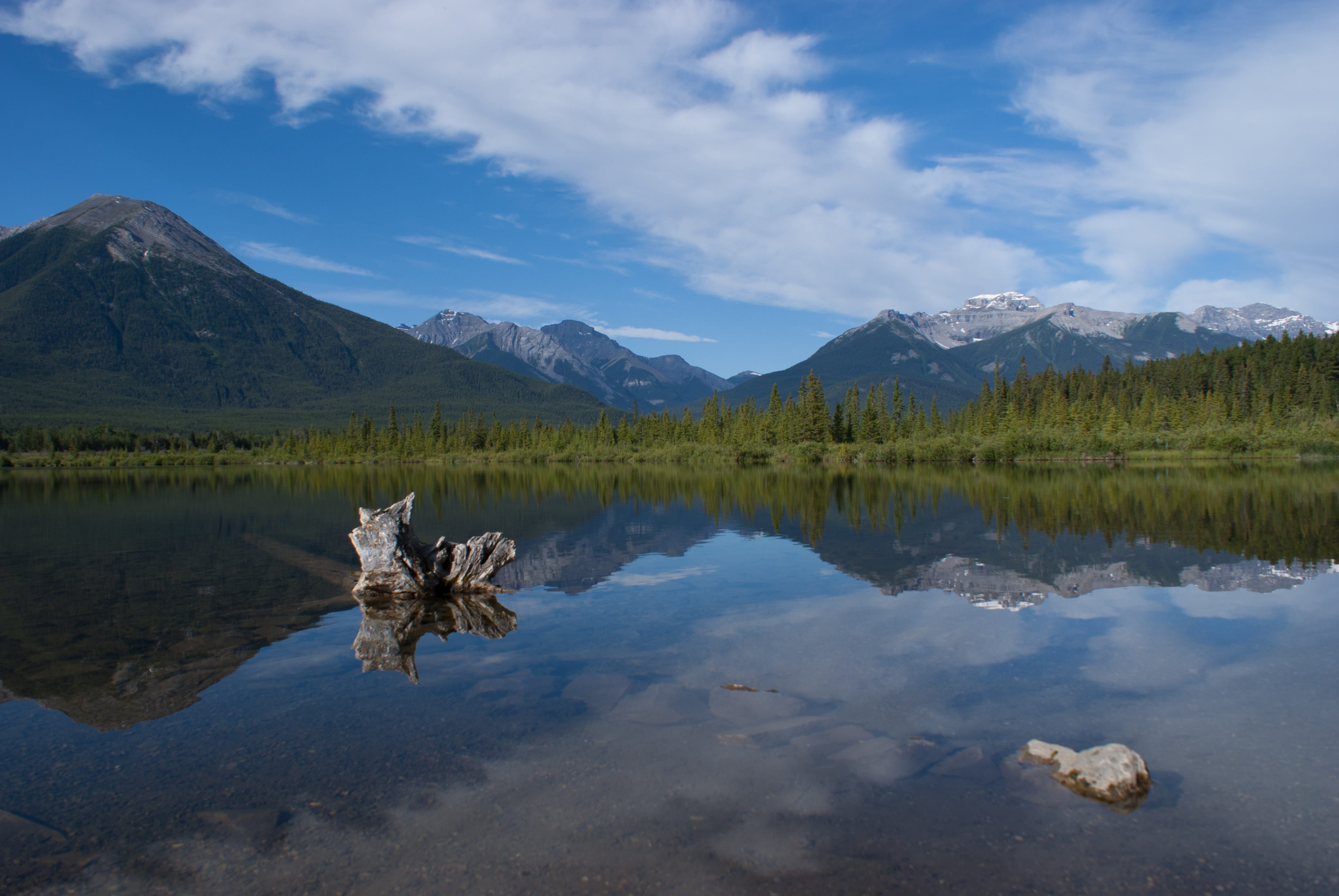 day, landscape, water, idyllic, non-urban scene, vermilion, cloud - sky, snowcapped mountain, lake, 4K, plant, waterfront, reflection lake, mountain range, HD Wallpaper