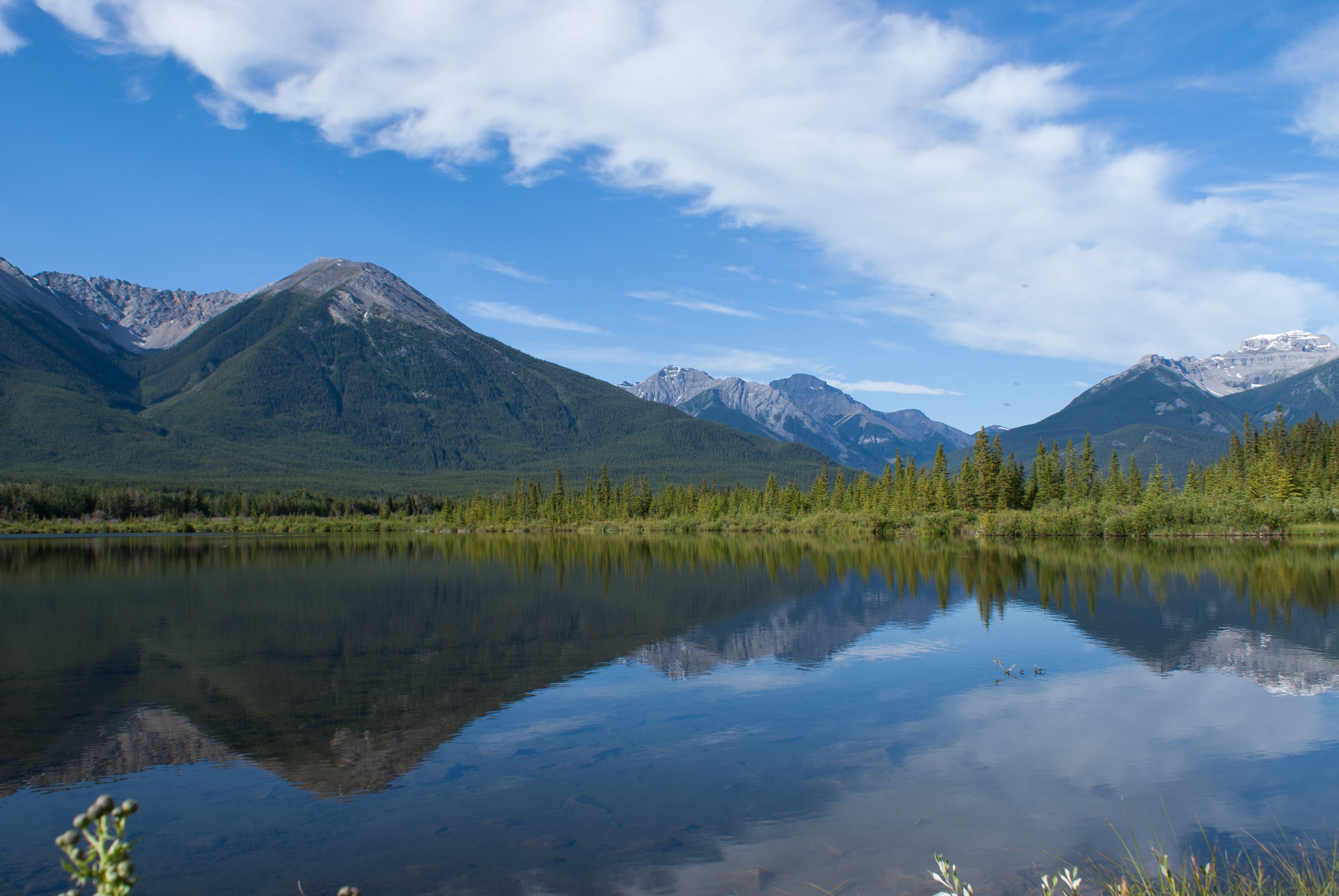idyllic, reflection, tranquil scene, canada, lake, mountain, mountain range, vermilion, alberta, landscape, water, no people, travel, beauty in nature, HD Wallpaper