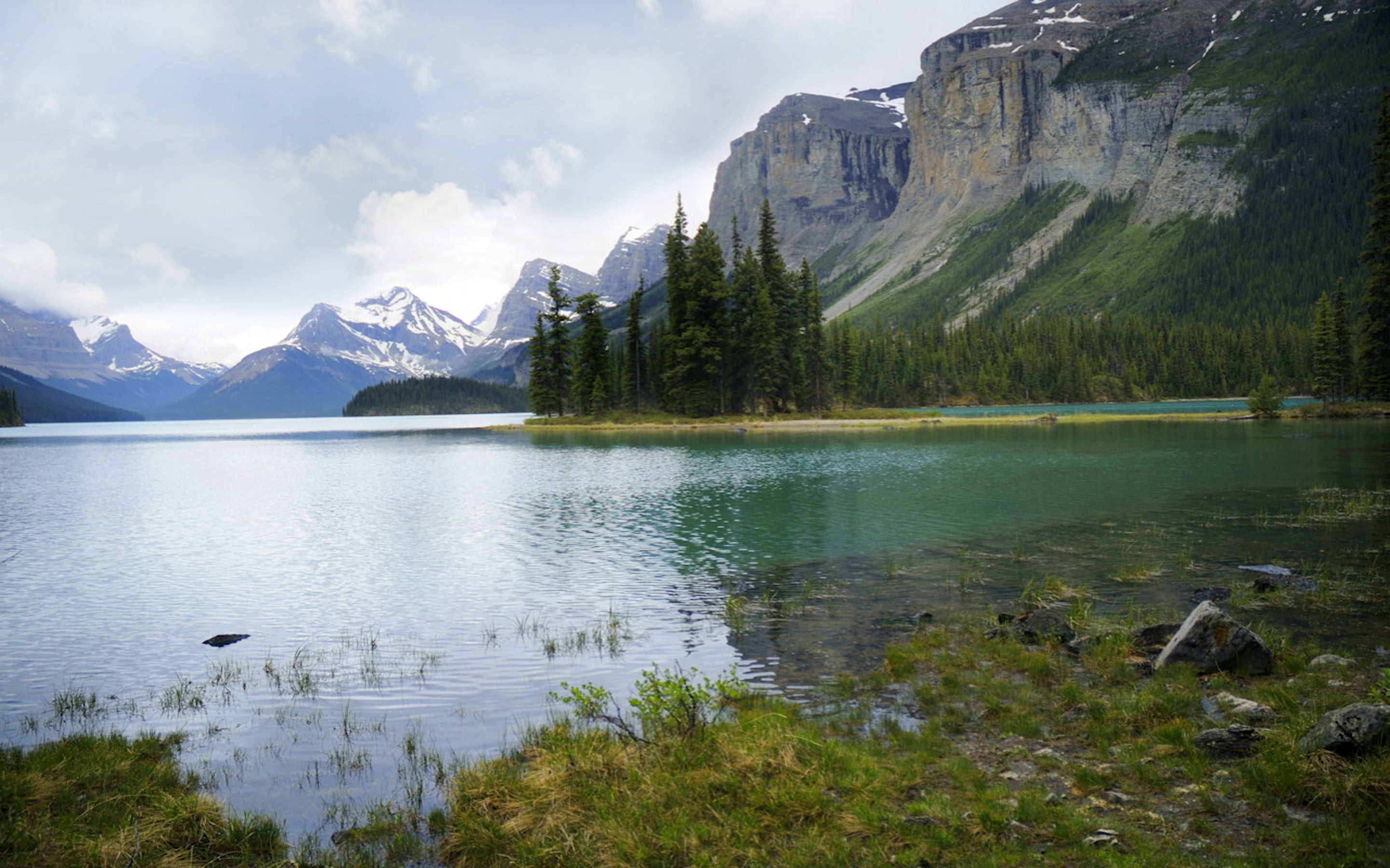 spirit, jasper, water, non-urban scene, mountain range, near, cloud - sky, plant, sky, canada, mountain, tranquility, alberta, rock, nature, tranquil scene, HD Wallpaper