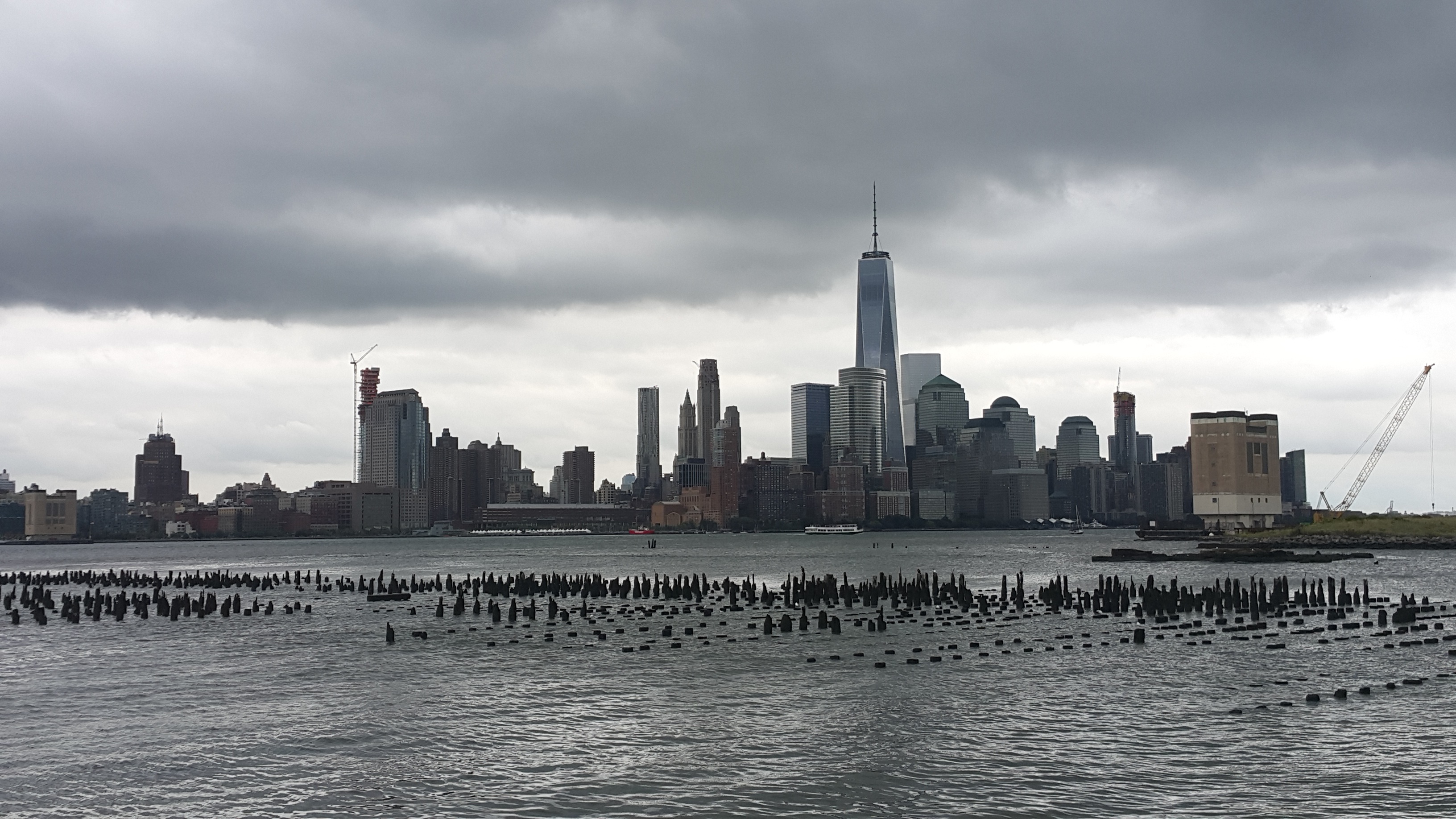 manhattan - New York City, spire, modern, city, built structure, 2K, river, skyscraper, scenic, new york, no people, sky, tall - high, water, famous Place, HD Wallpaper