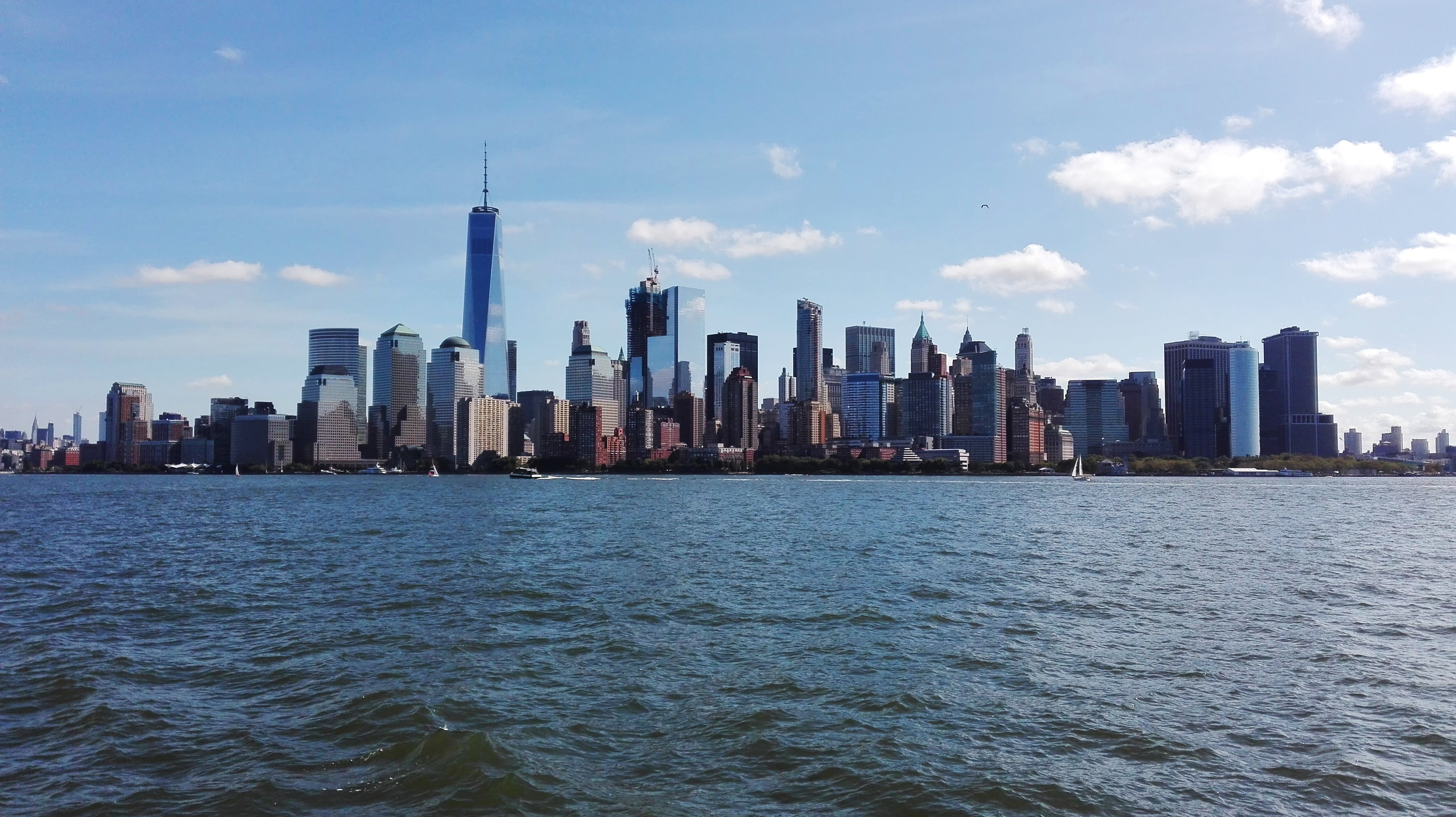 gratte ciel, day, modern, new york, freedom Tower - New York, downtown District, view, world Trade Center - Manhattan, urban Skyline, manhattan, statue, HD Wallpaper