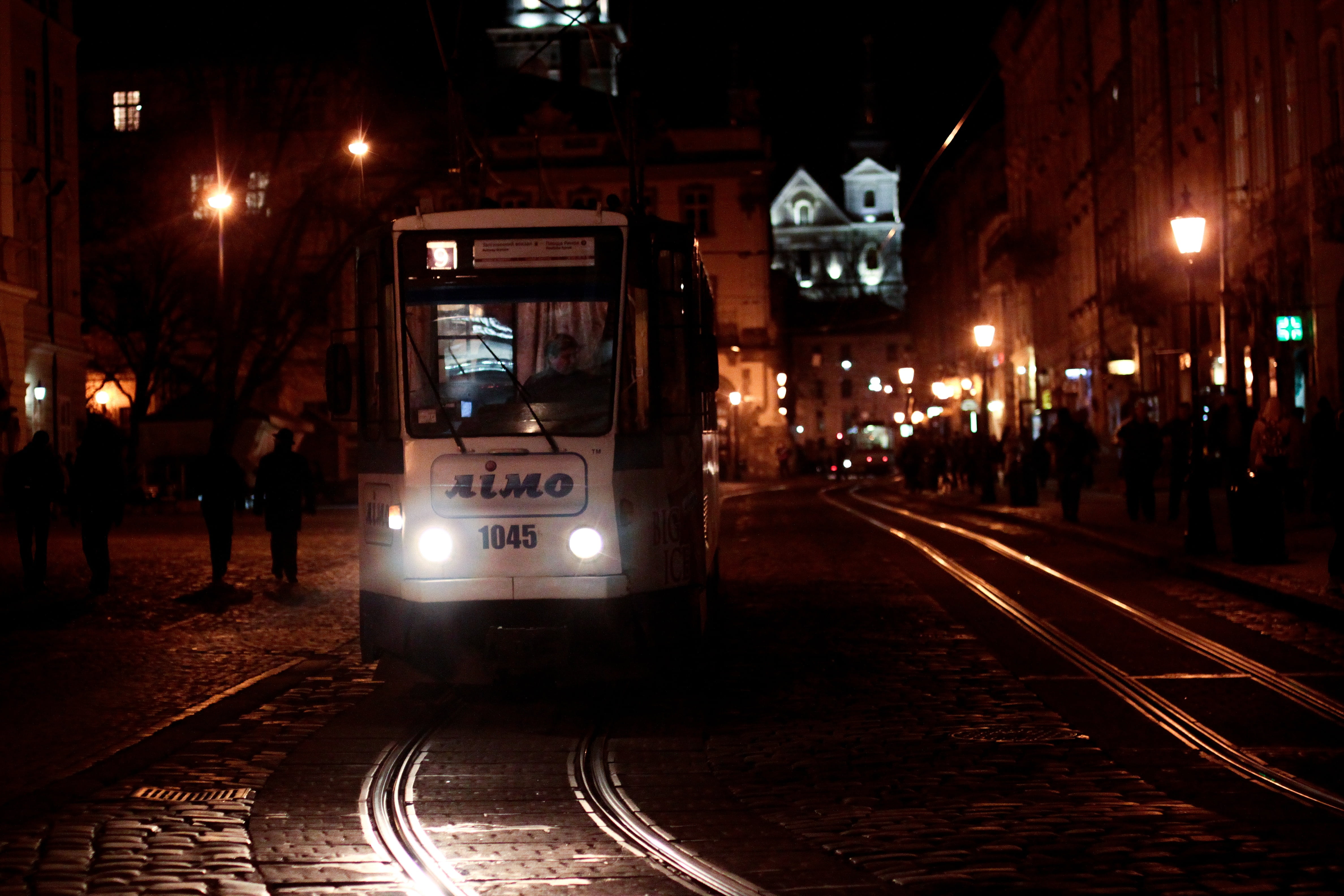travel, street, railway, built structure, traffic, no people, train, architecture, infrastructure, time, night, cable car, 4K, headlight, waiting, transportation, HD Wallpaper