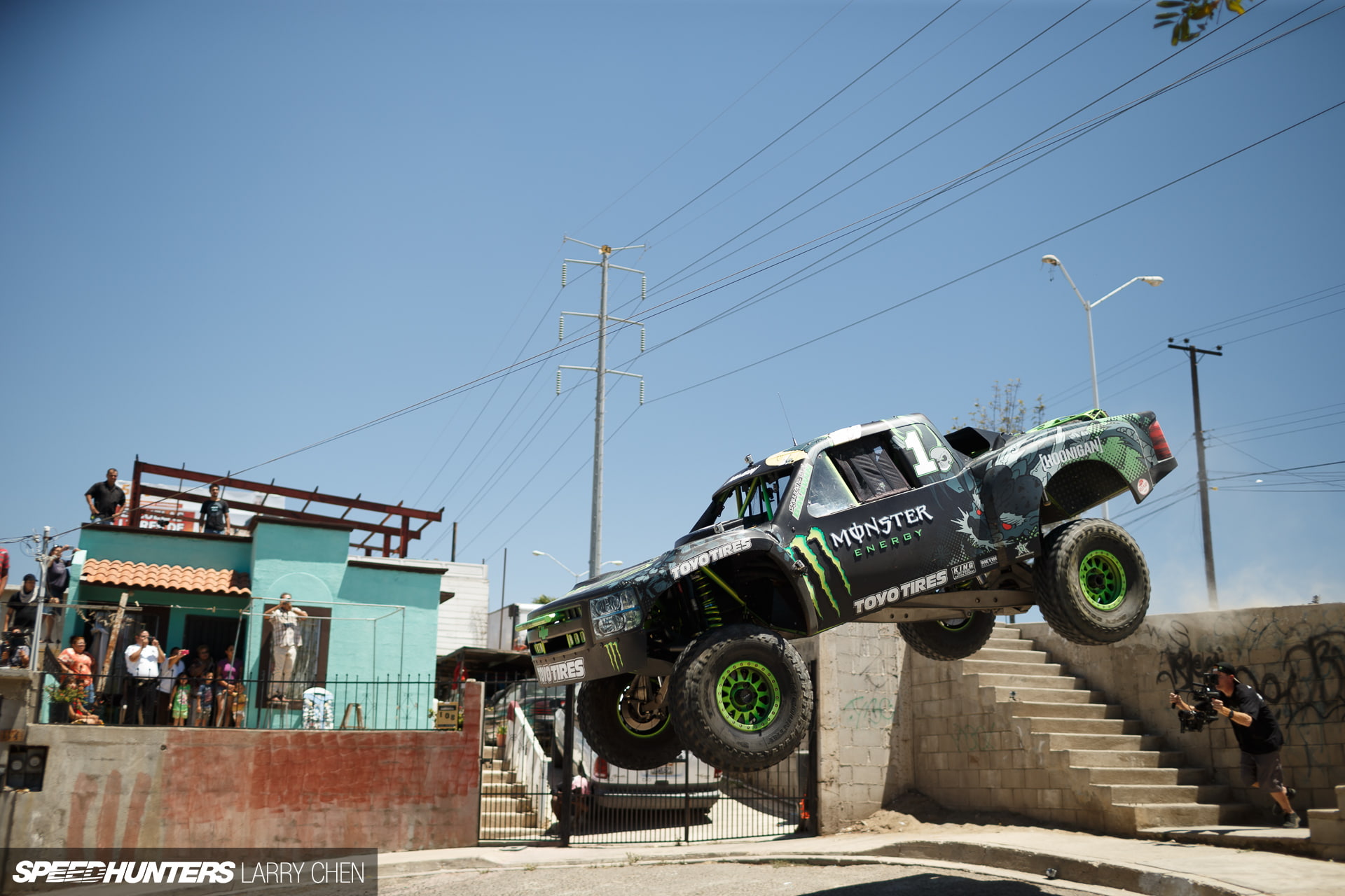 1080P, trophy, action, stop, chevrolet, hd, jump, truck, cars, HD Wallpaper