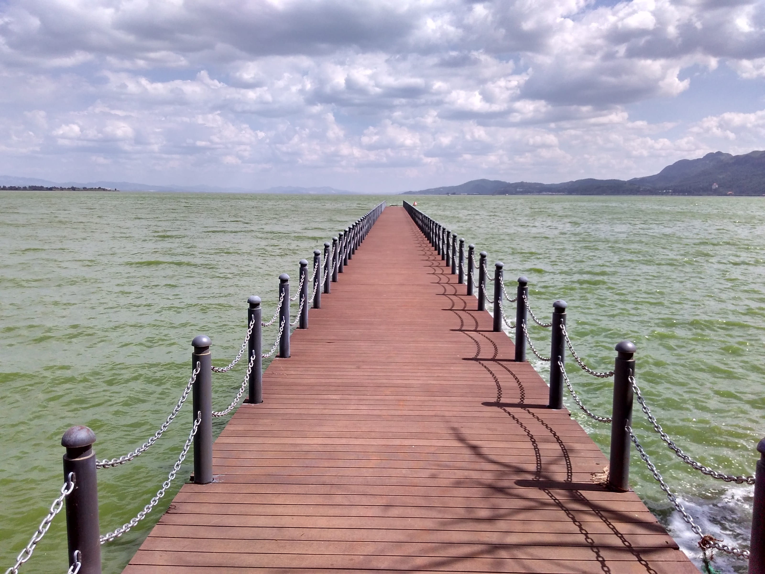 Yunnan Province, tranquil scene, outdoors, wood - material, kunming, post, lake, the way forward, yunnan, beauty in nature, pier, scenics, tranquility, HD Wallpaper
