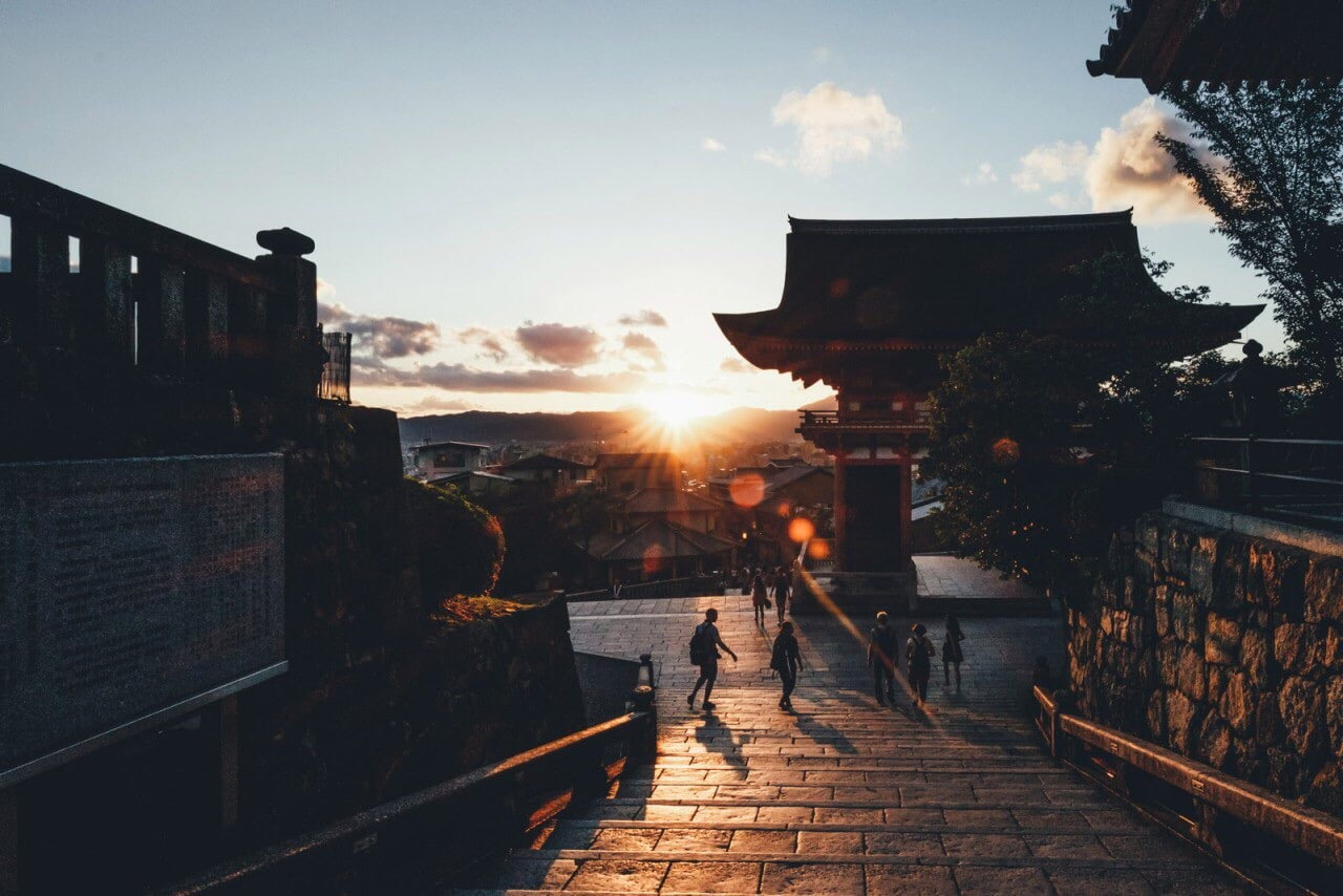 real people, city, nature, cloud - sky, sky, Asia, sunlight, architecture, women, adult, kiyomizu-dera, sunbeam, lifestyles, building exterior, outdoors, HD Wallpaper