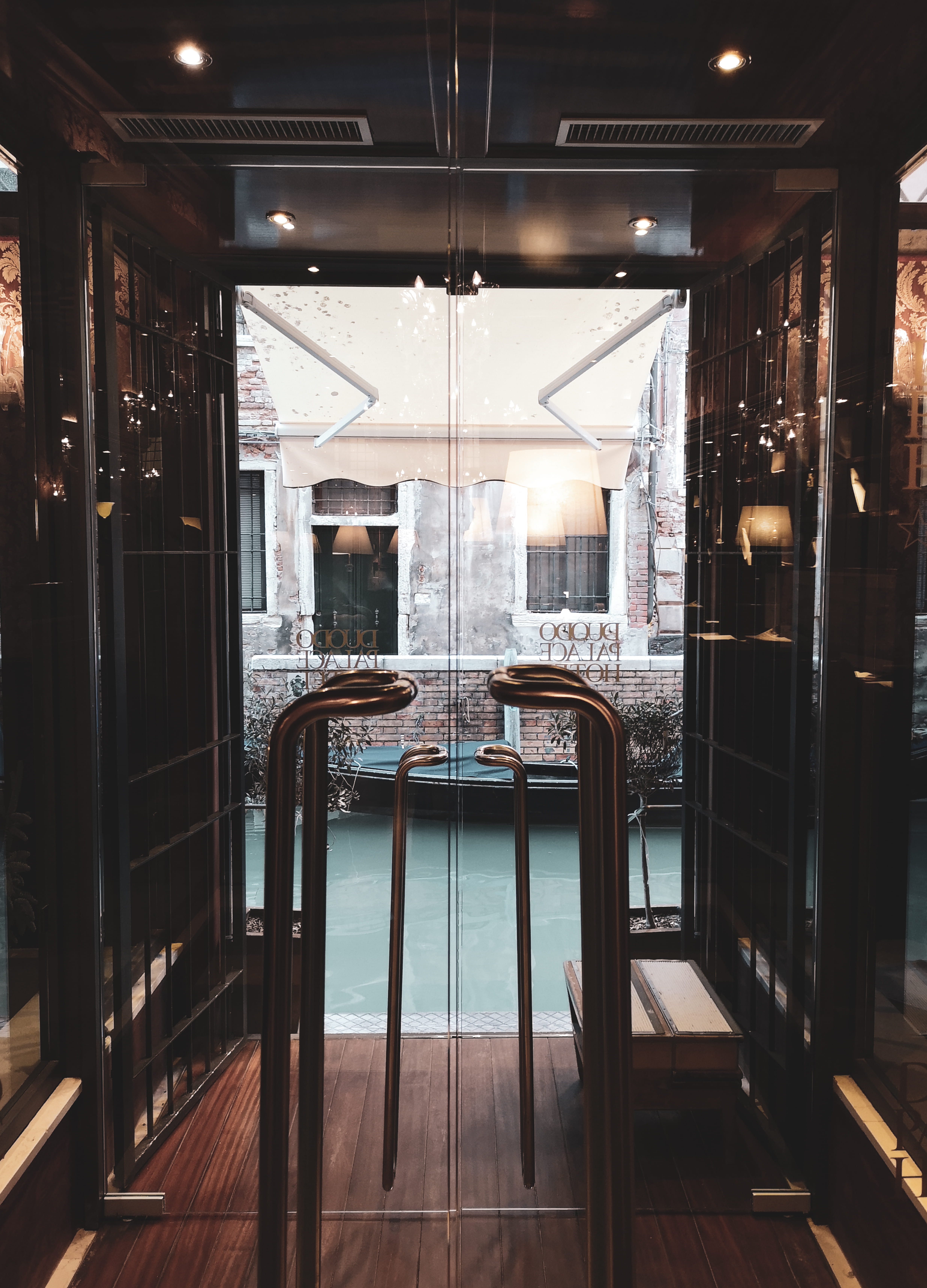 italy, luxury, hotel, seat, restaurant, venice, room, river, handrail, door, flooring, transparent, interior design, illuminated, architecture, folding door, Phone HD Wallpaper