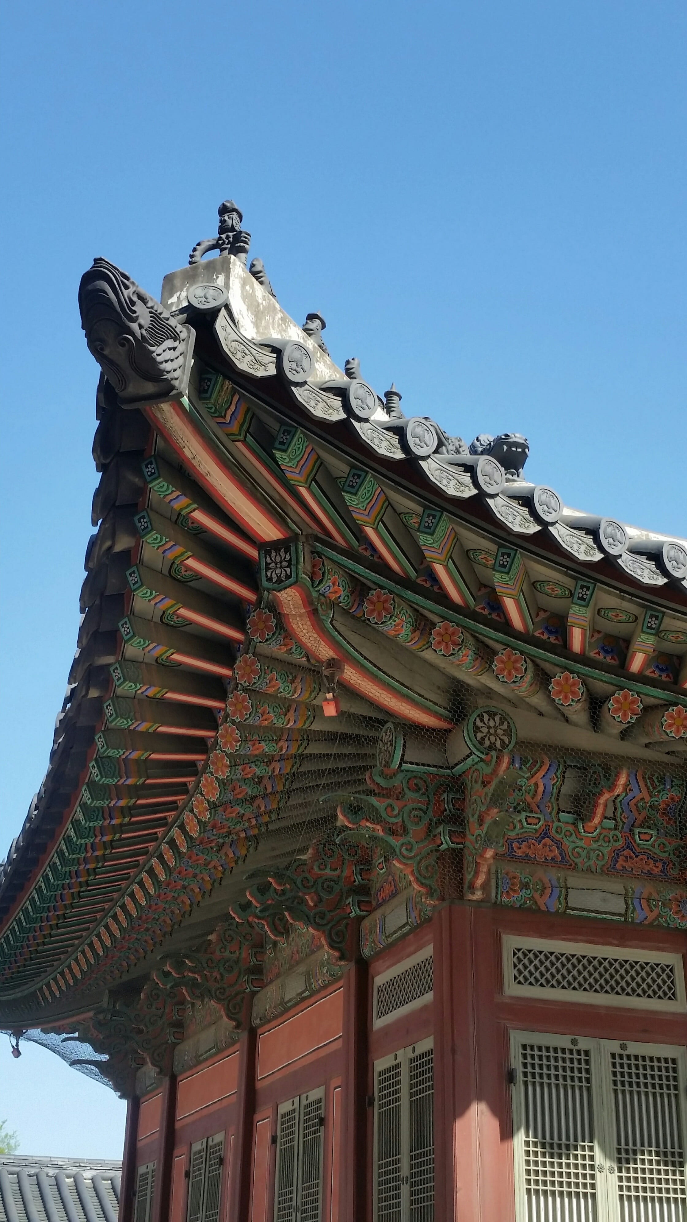 4K, tourism, built structure, summer, building, sky, religion, korea, asia, art and craft, historical, gyeongbokgung palace, roof, place of worship, travel destinations, Phone HD Wallpaper