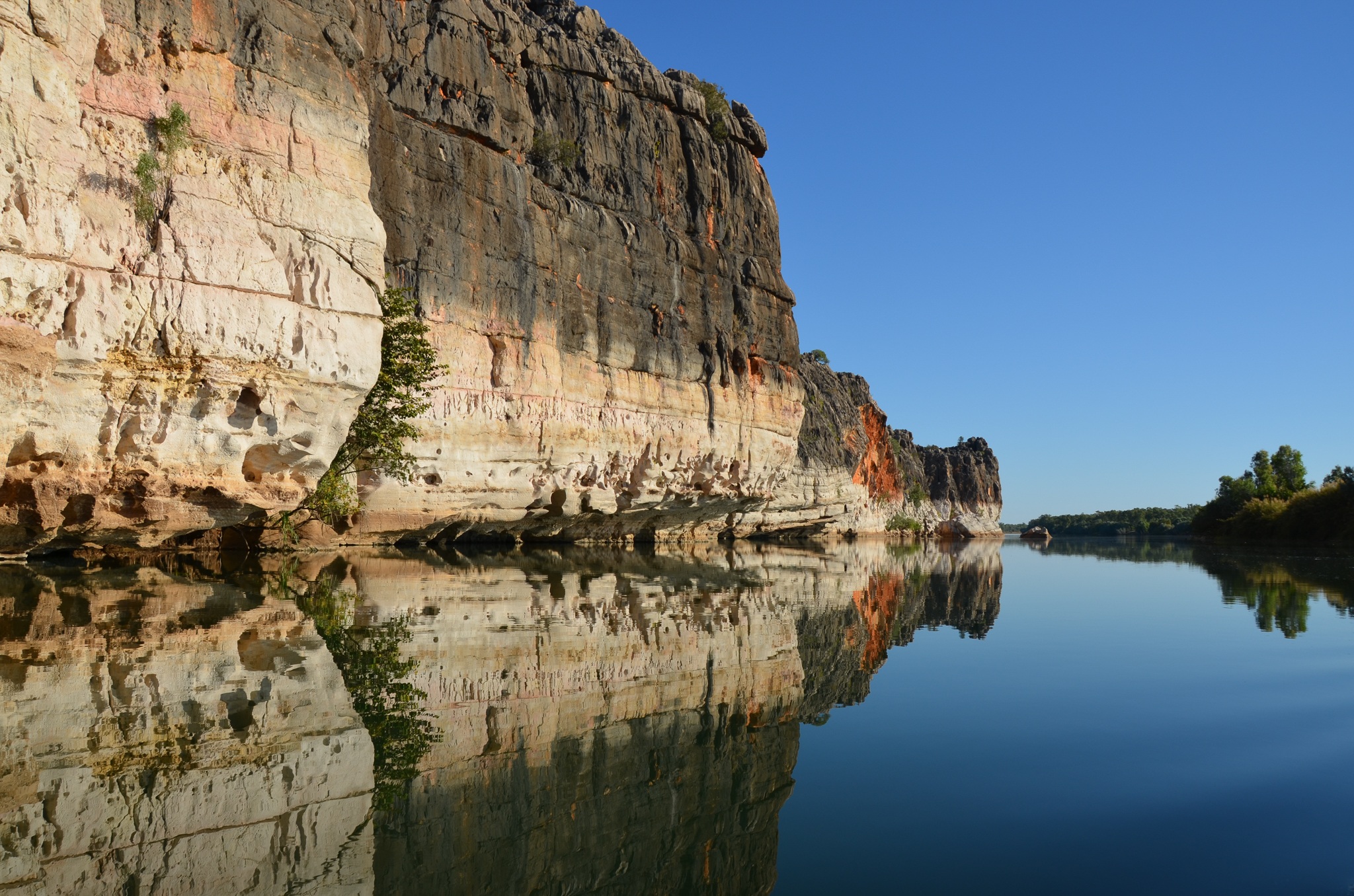 sunset, tranquil scene, day, no people, lake, river, 1080P, rock, landscape, sky, rock - object, scenic, reflection, waterfront, fitzroy crossing, kimberley, HD Wallpaper