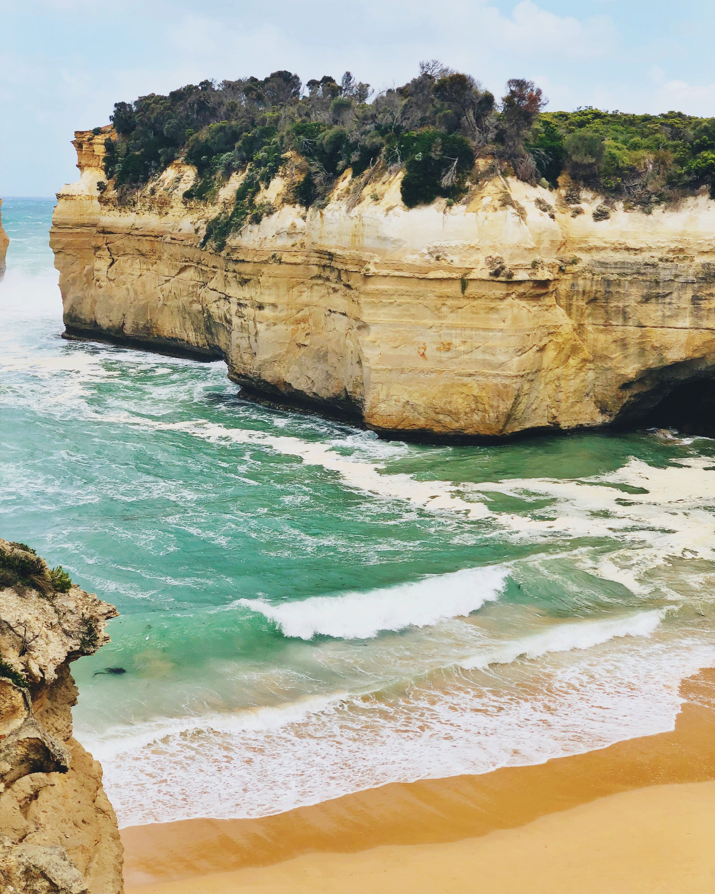 solid, fitzroy north, rock - object, aquatic sport, outdoors, surfing, travel destinations, green, caves, day, blue, sea, melbourne, beauty in nature, rock formation, Phone HD Wallpaper