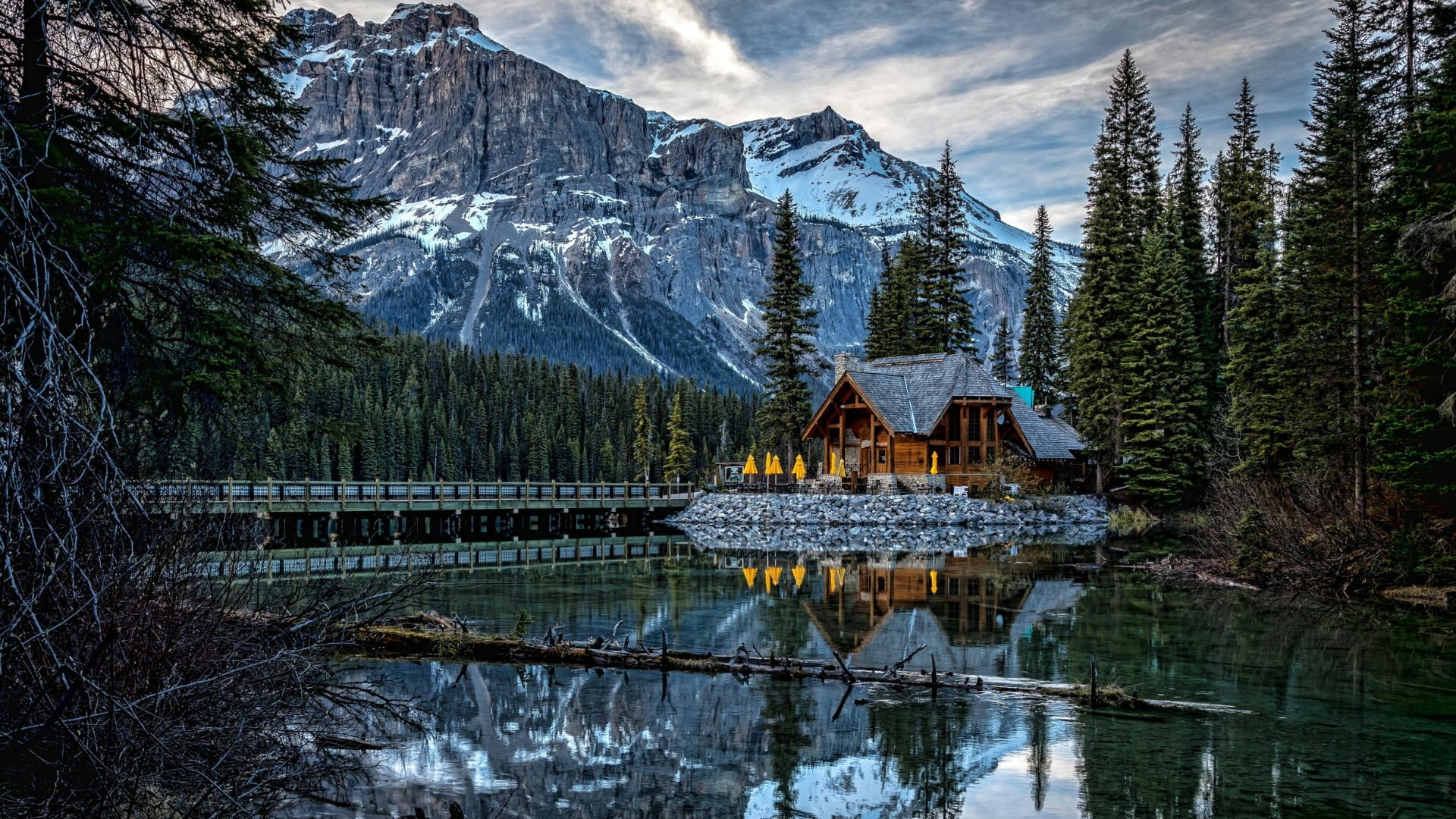 outdoors, snow, emerald lake, cold temperature, mountain range, restaurant, log cabin, beauty in nature, lake, built structure, tranquility, house, no people, HD Wallpaper