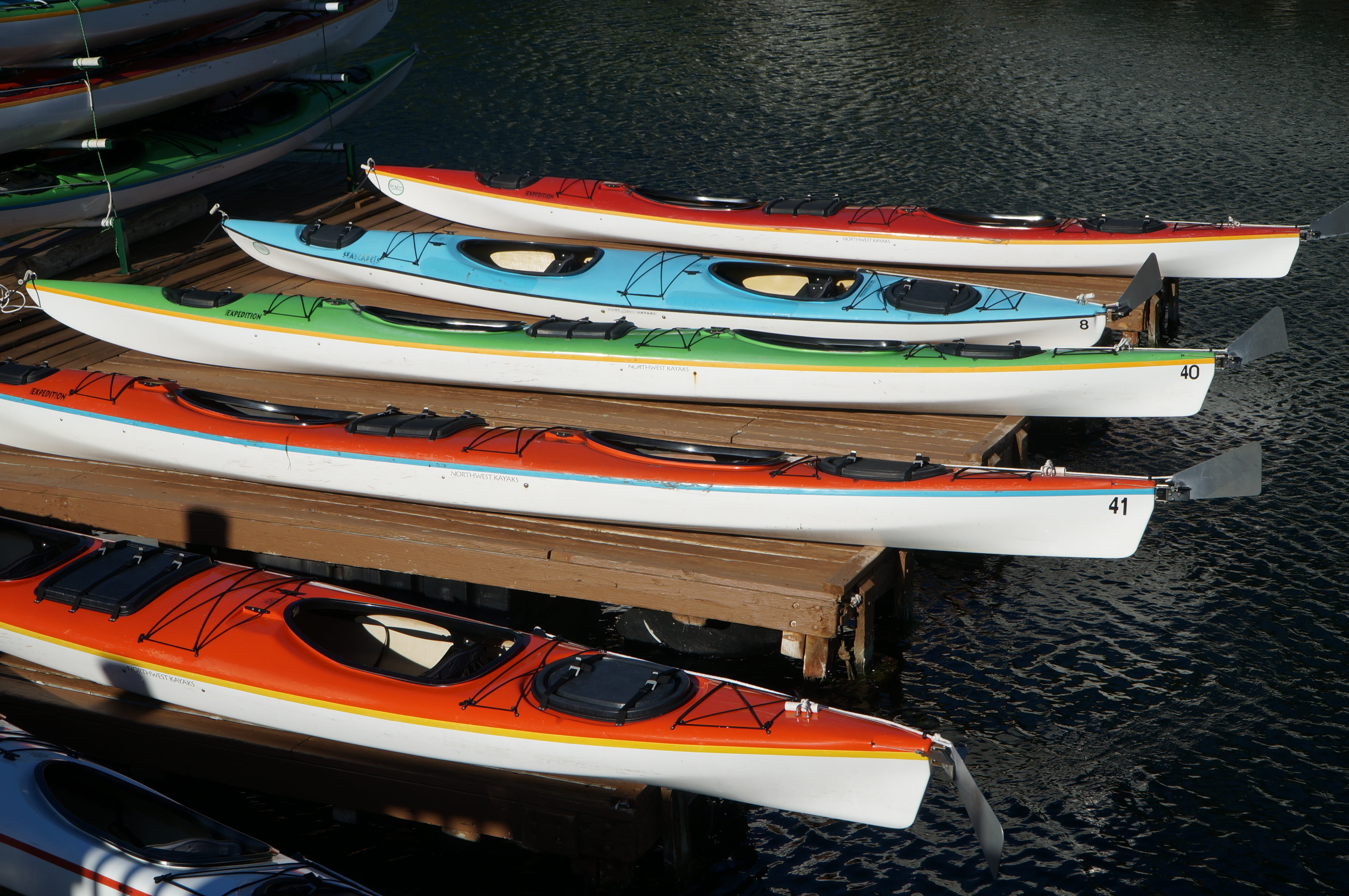 water, adventure, in a row, mode of transportation, high angle view, day, sea, 4K, colors, empty, equipment, kayaking, outdoors, red, wheel, moored, boating, HD Wallpaper