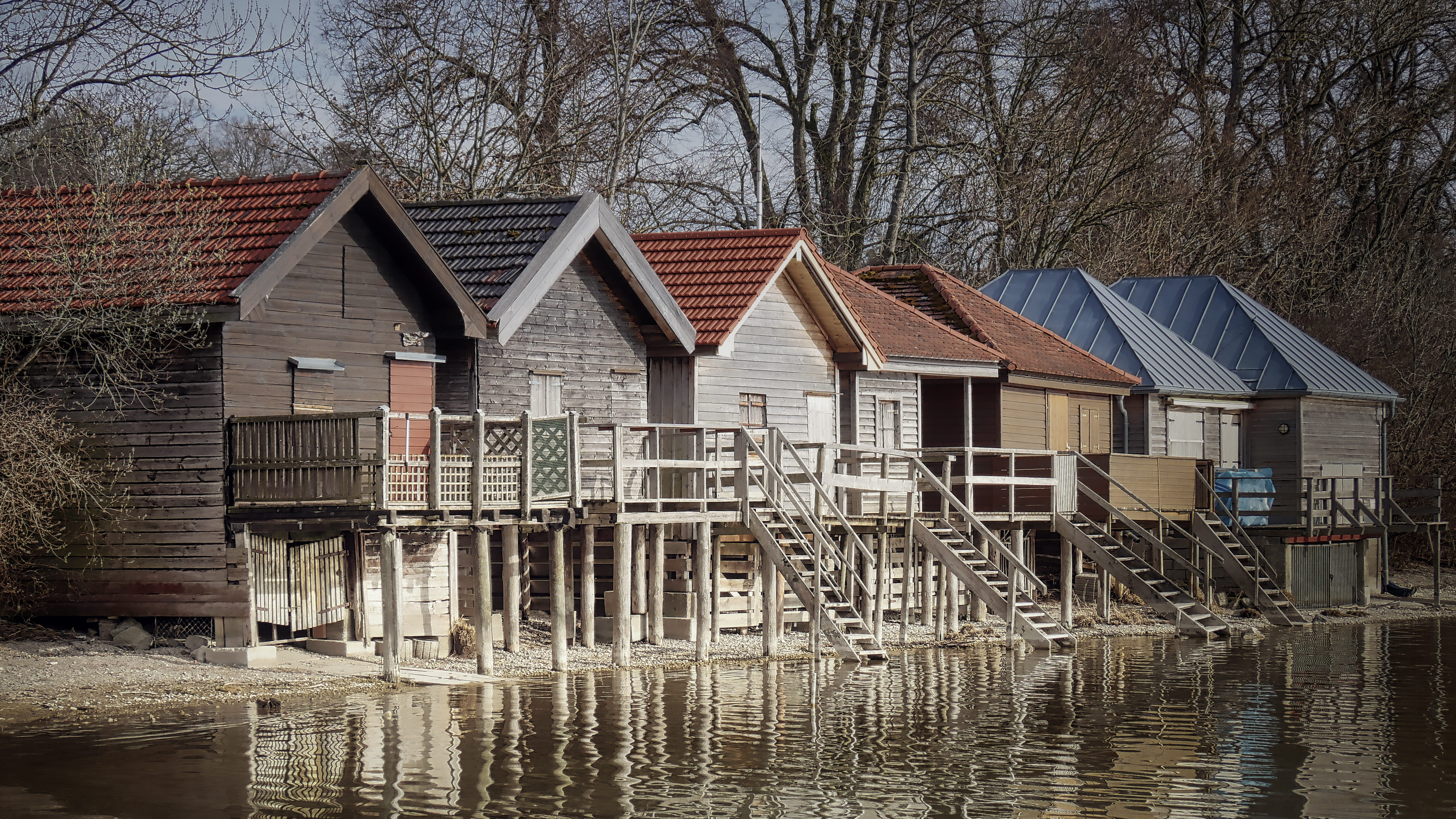 built structure, nature, ammersee, wood, bank, body, wooden post, boat house, architecture, residential district, woods, boat rental, day, bare tree, stilt house, HD Wallpaper