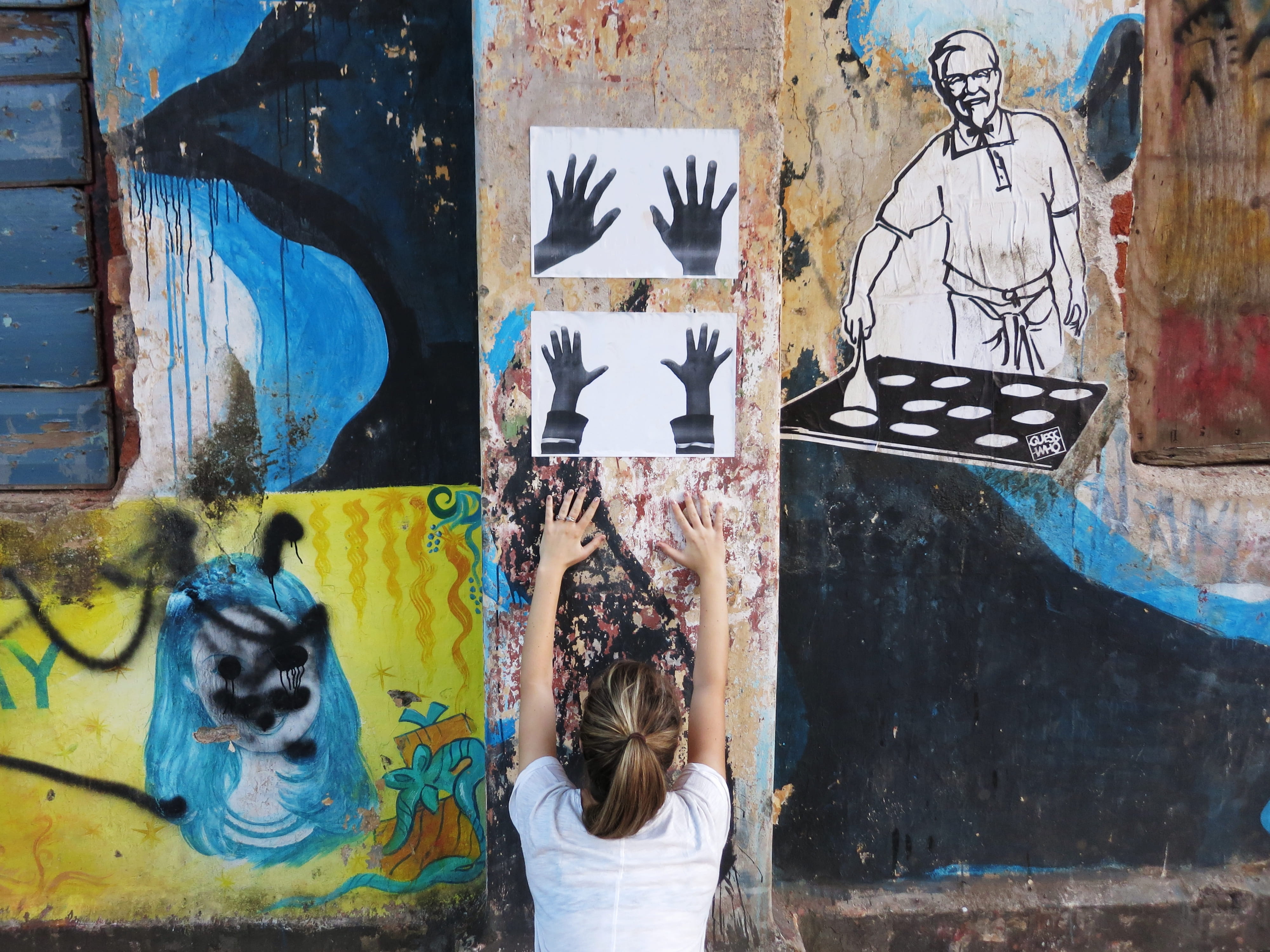 representation, 4K, one person, architecture, lifestyles, childhood, hair, wall - building feature, child, graffiti, multi colored, girls, day, women, HD Wallpaper