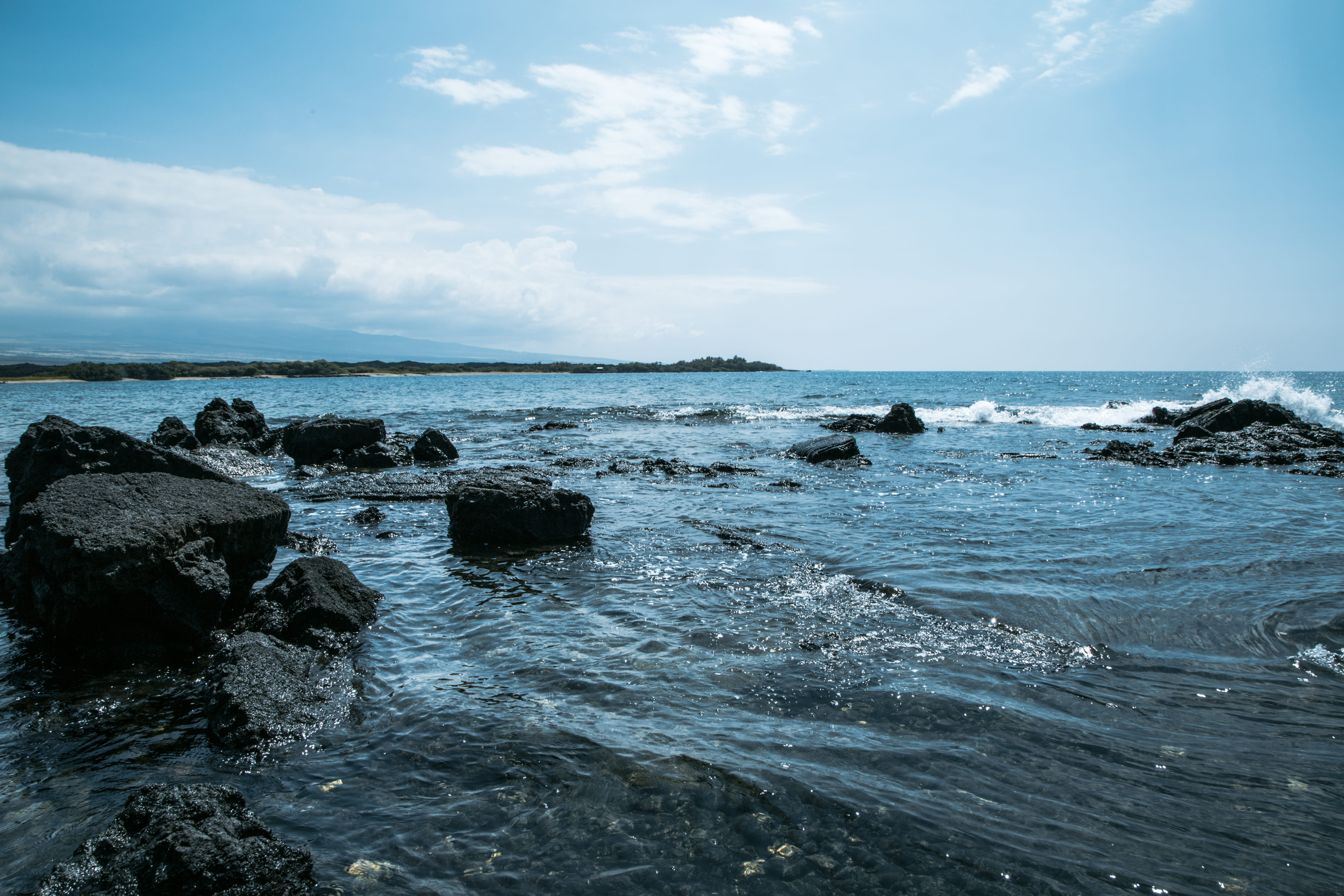 5K, rock - object, horizon over water, running water, no people, beach, cloud - sky, solid, rock, beauty in nature, ocean, day, nature, horizon, rocky coastline, HD Wallpaper