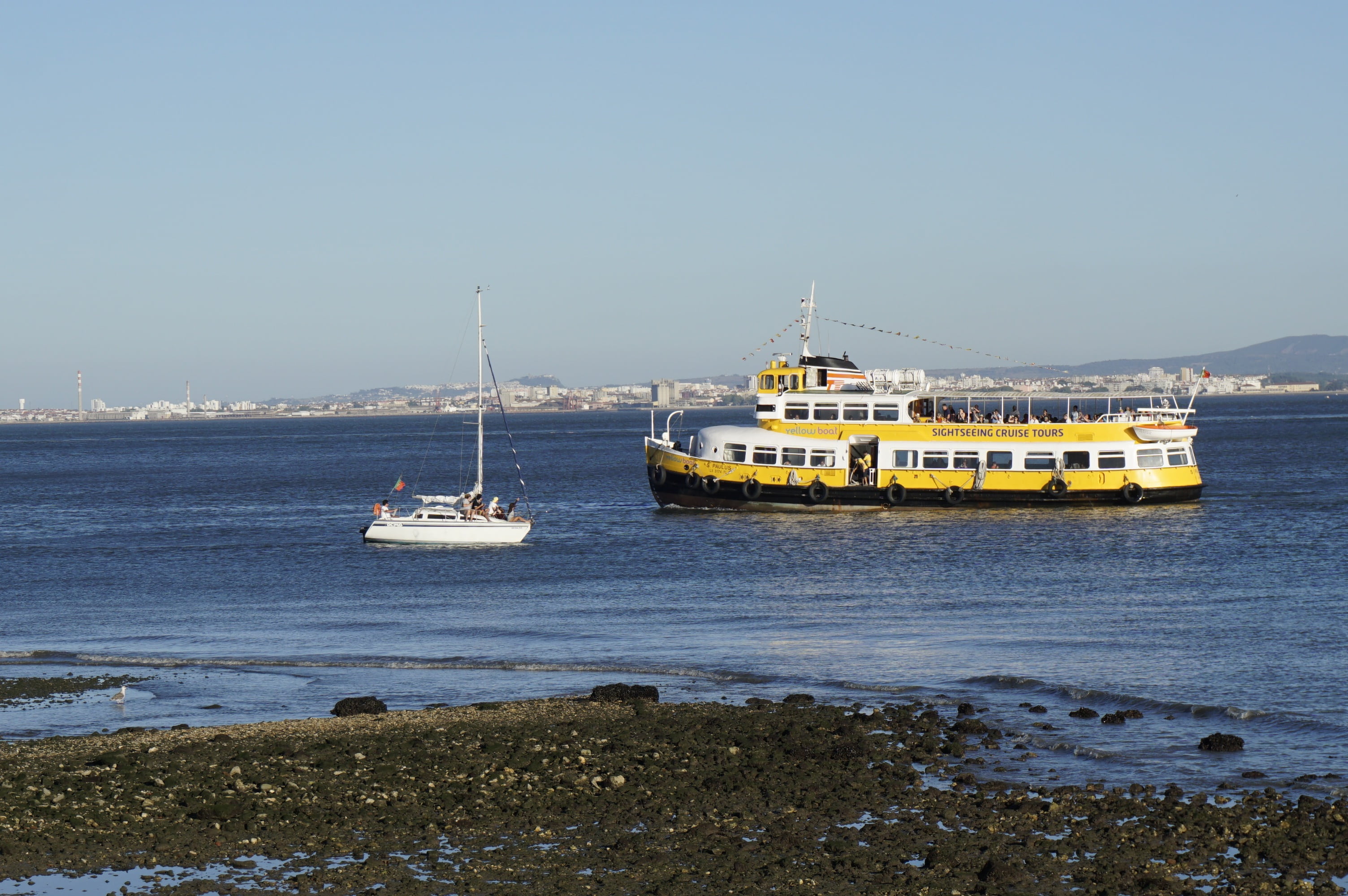tagus river, copy space, nature, cacilheiro, clear sky, bay, tejo, tourism, nautical vessel, rio, transportation, sailboat, sky, blue, no people, beach, HD Wallpaper