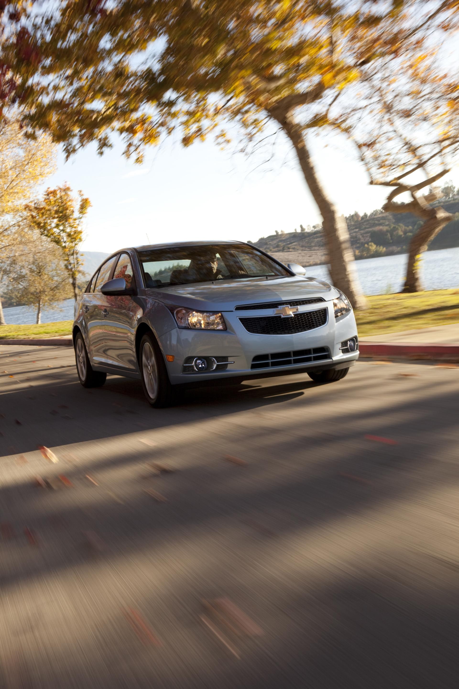 car, sedan, holden, chevrolet, 2K, cruze, Phone HD Wallpaper