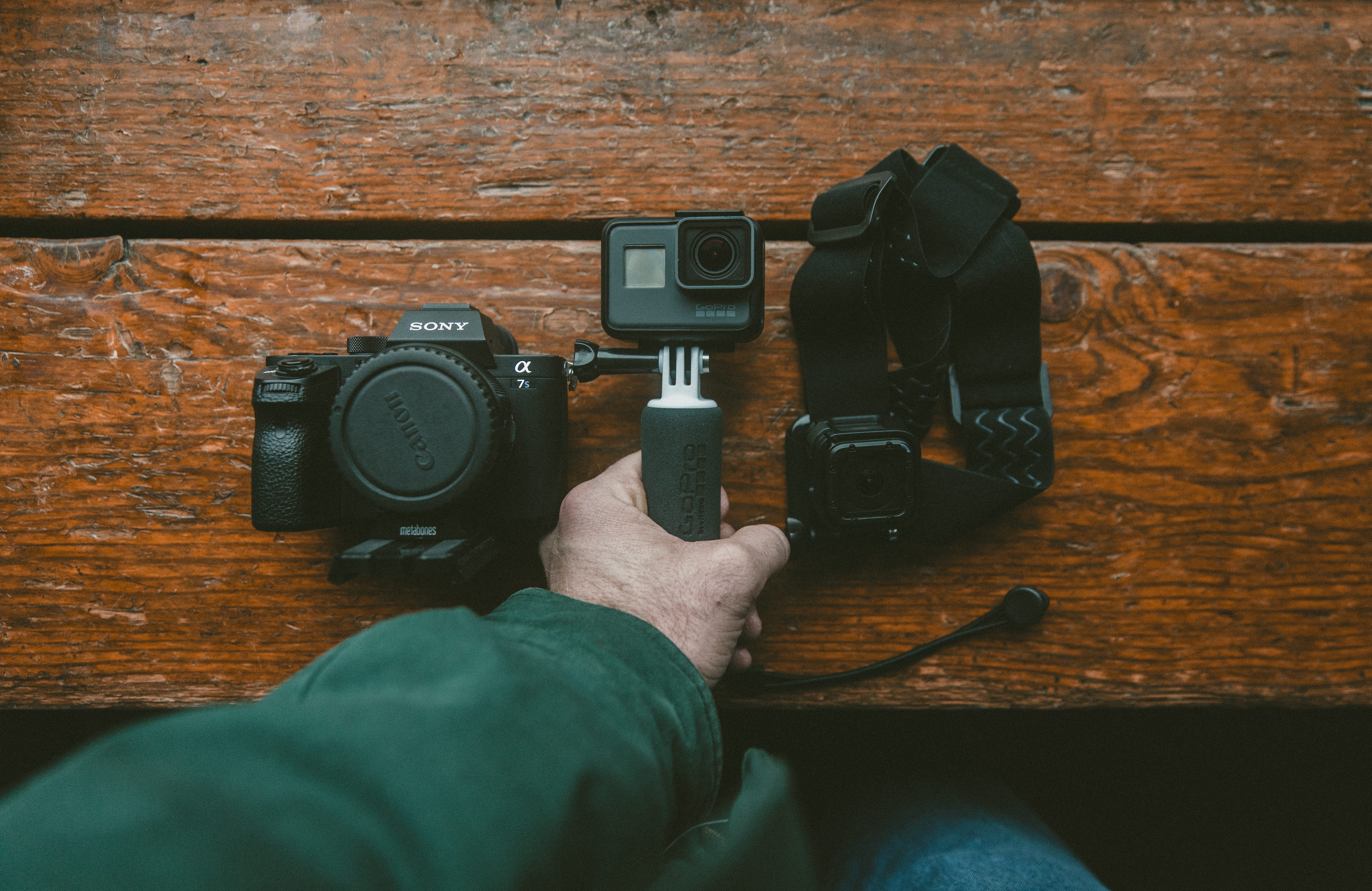 beside, table, leisure activity, one person, person, old-fashioned, old, men, gopro5, hero, activity, 5K, canon, photographing, real people, black, digital single-lens reflex camera, HD Wallpaper