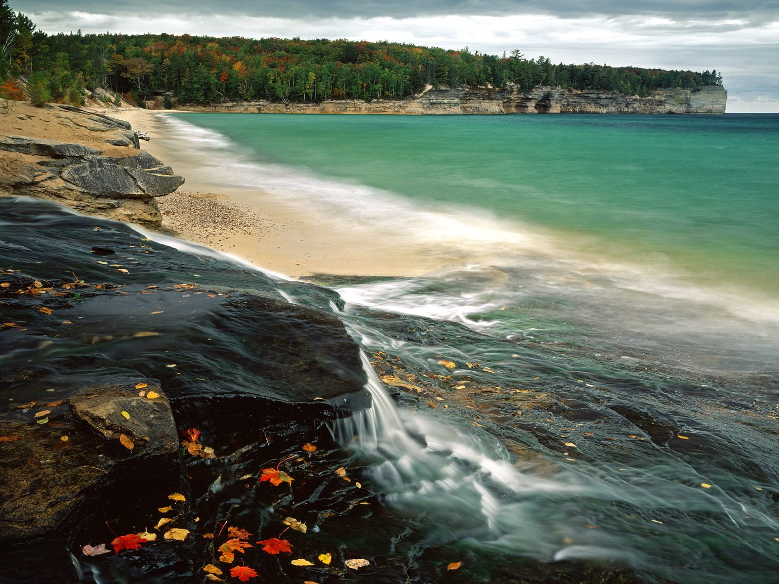 beach, lake, chapel, 720P, superior, HD Wallpaper