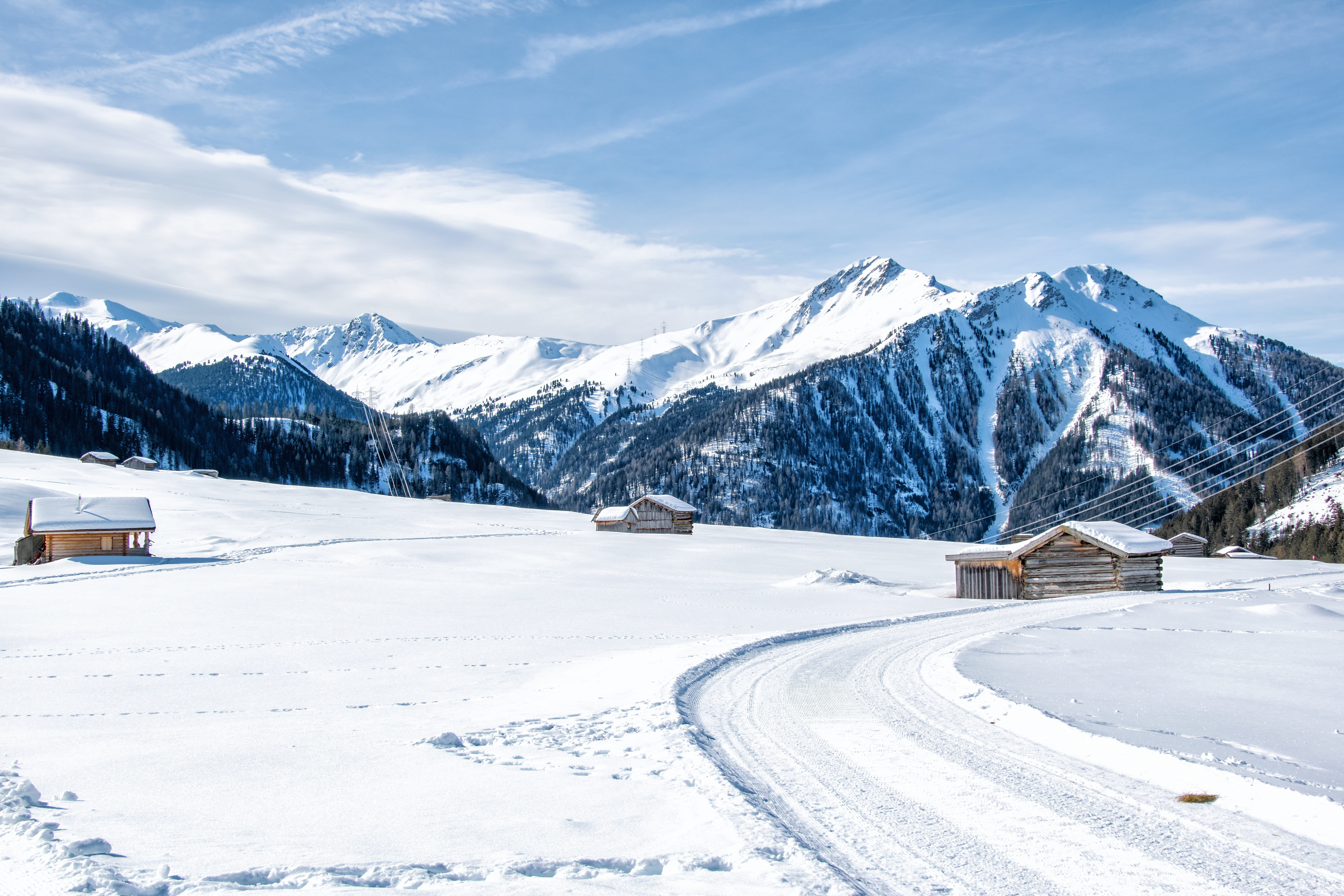 cottages, sky, tranquility, vacations, white color, hiking, winter, mountain range, nature, tourism, sun, clouds, cloud - sky, ice, no people, tyrol, tranquil scene, HD Wallpaper