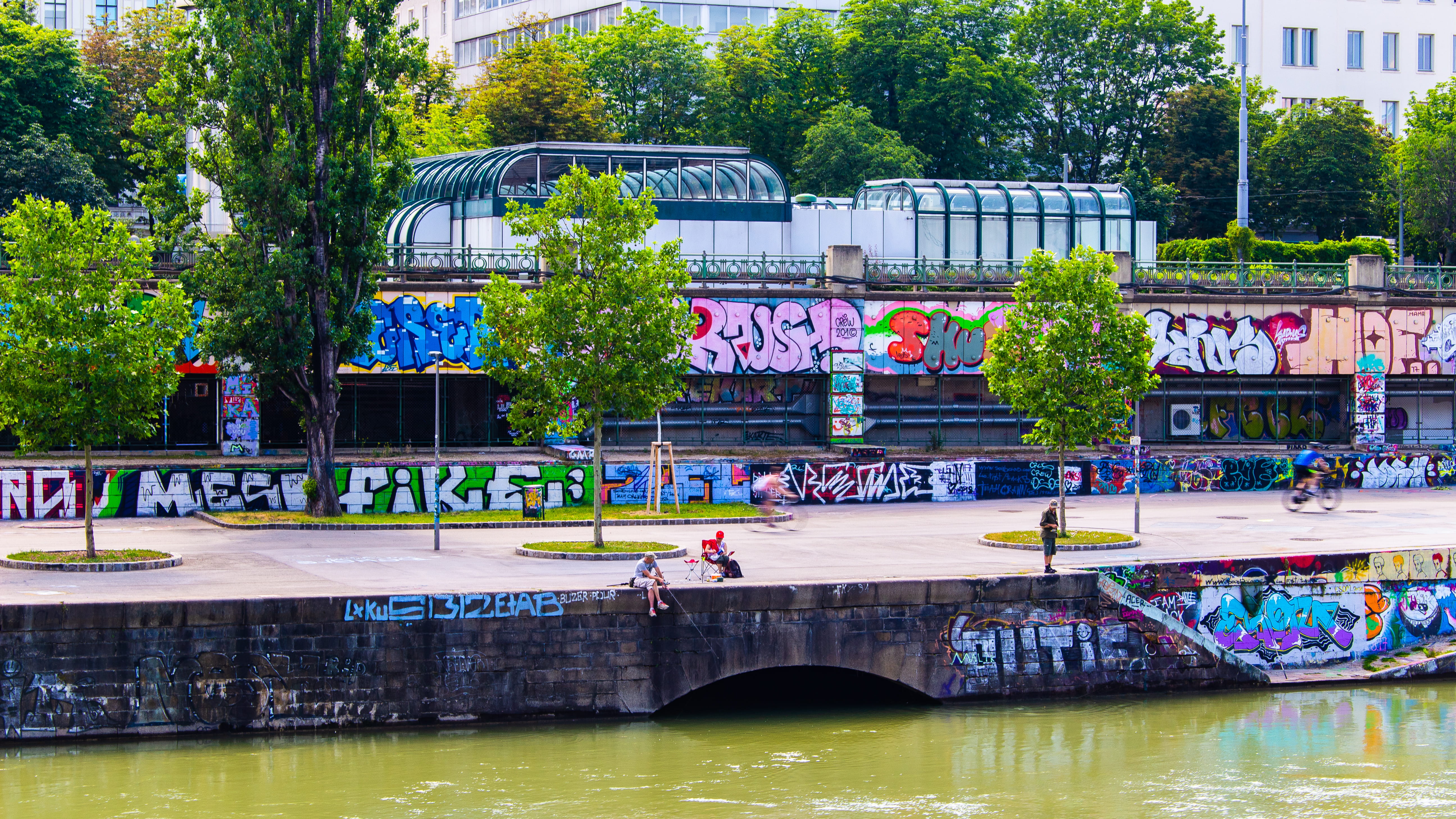 built structure, incidental people, footbridge, nature, bridge - man made structure, city, train, danube, architecture, wien, fischen, austria, day, street art, HD Wallpaper