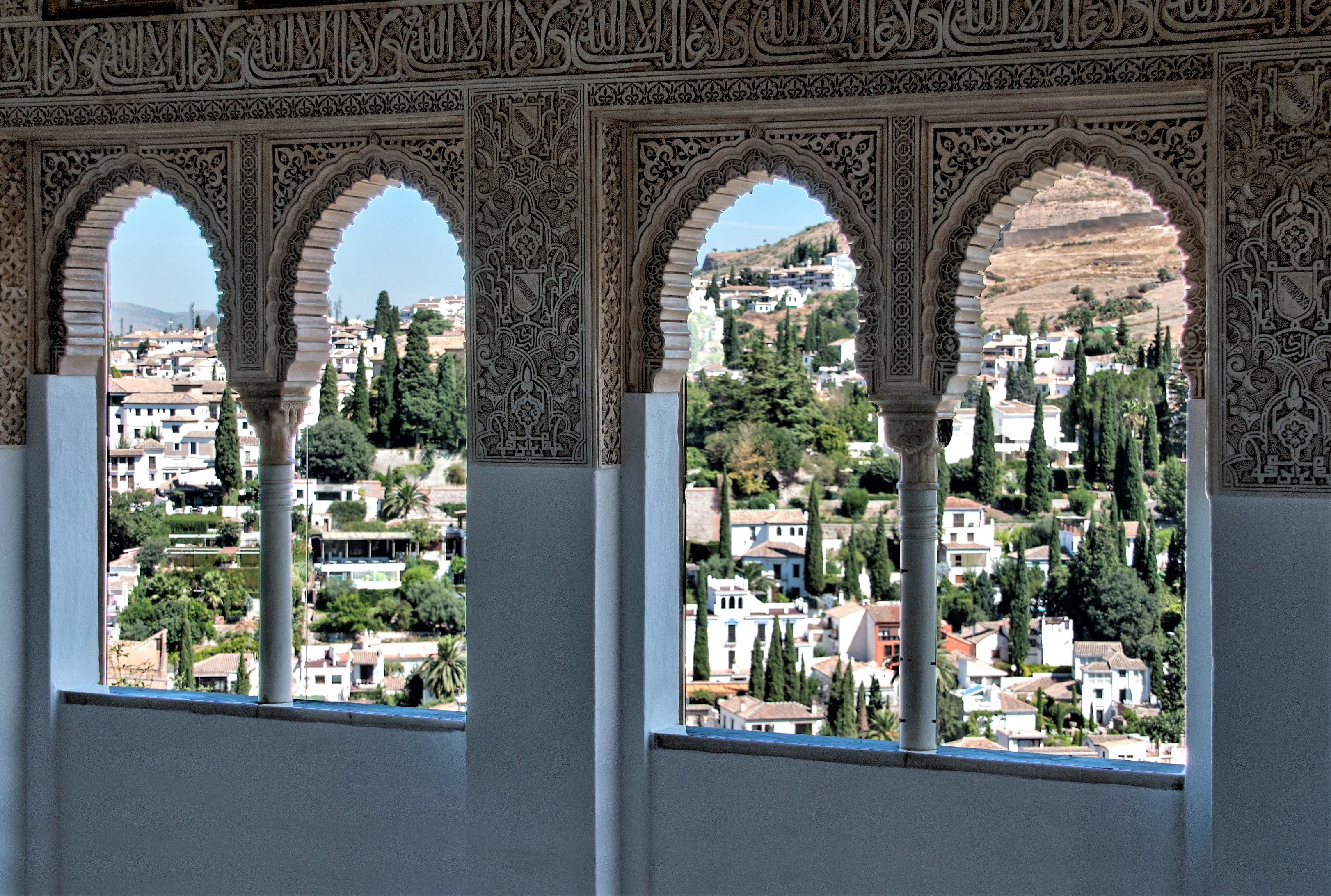 travel destinations, building exterior, islamic, ornate, alhambra, building, city, arch, palace, architectural column, no people, nature, landscape, 2K, HD Wallpaper