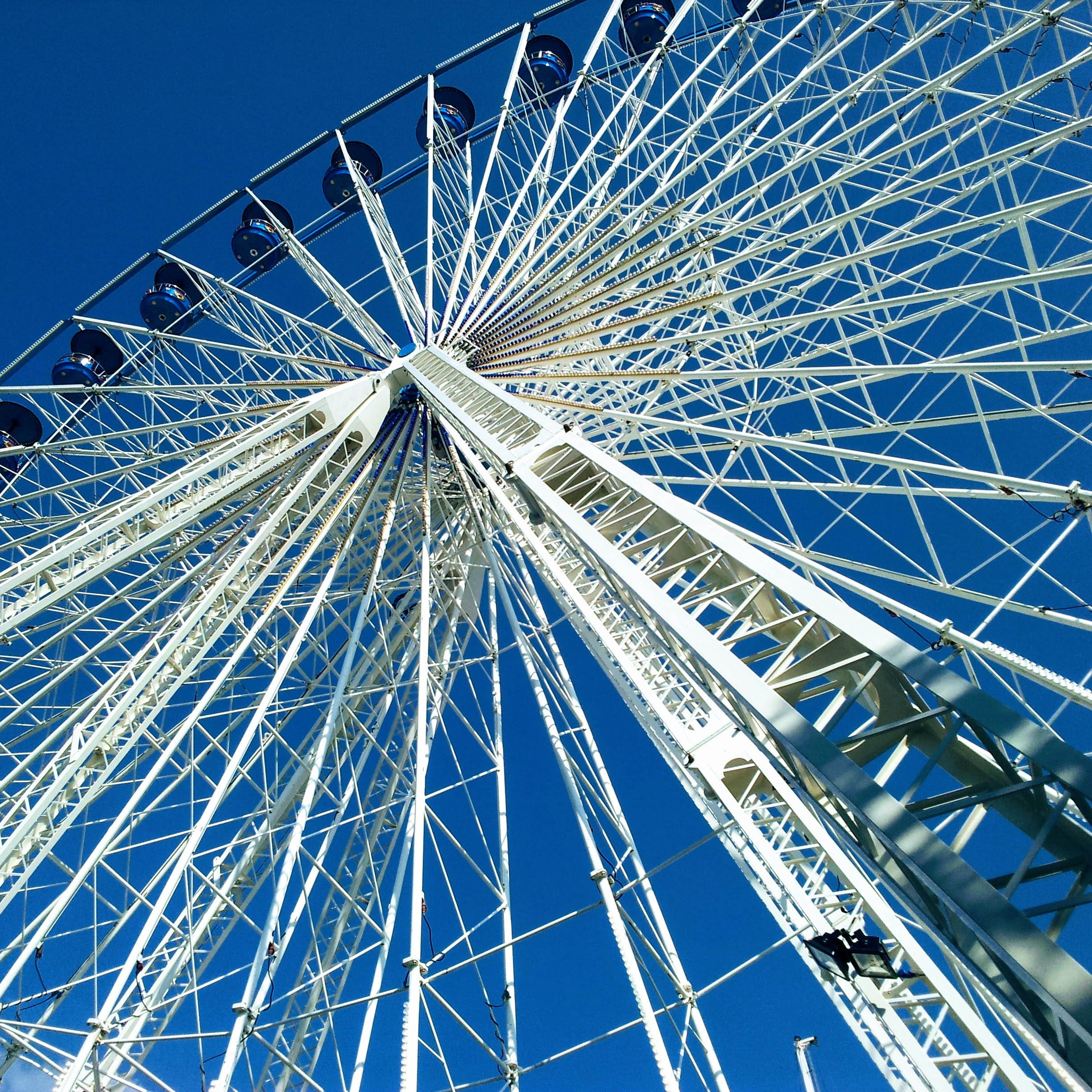 metal, fun, day, architecture, 1080P, amusement Park Ride, built structure, large, geometric shape, arts culture and entertainment, entertainment, high, Phone HD Wallpaper