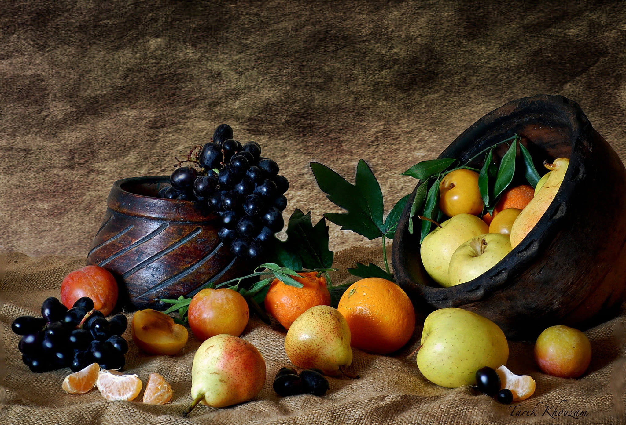 citrus Fruit, autumn, green Color, orange, backgrounds, healthy Lifestyle, healthy, dieting, leaf, table, food, indoors, yellow, wood - Material, wellbeing, HD Wallpaper