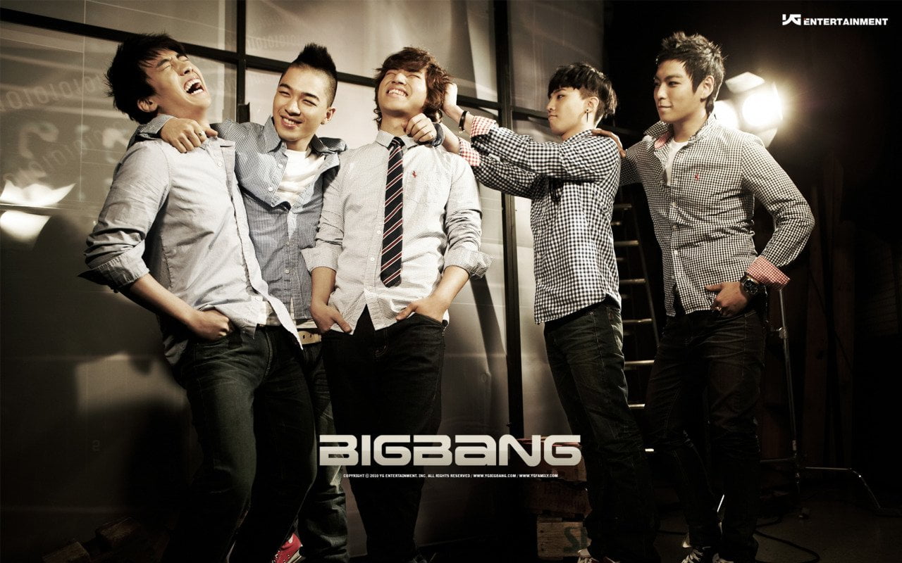 friendship, adult, communication, casual clothing, togetherness, 720P, BigBang, group, real people, group of people, Band (Music), medium group of people, HD Wallpaper