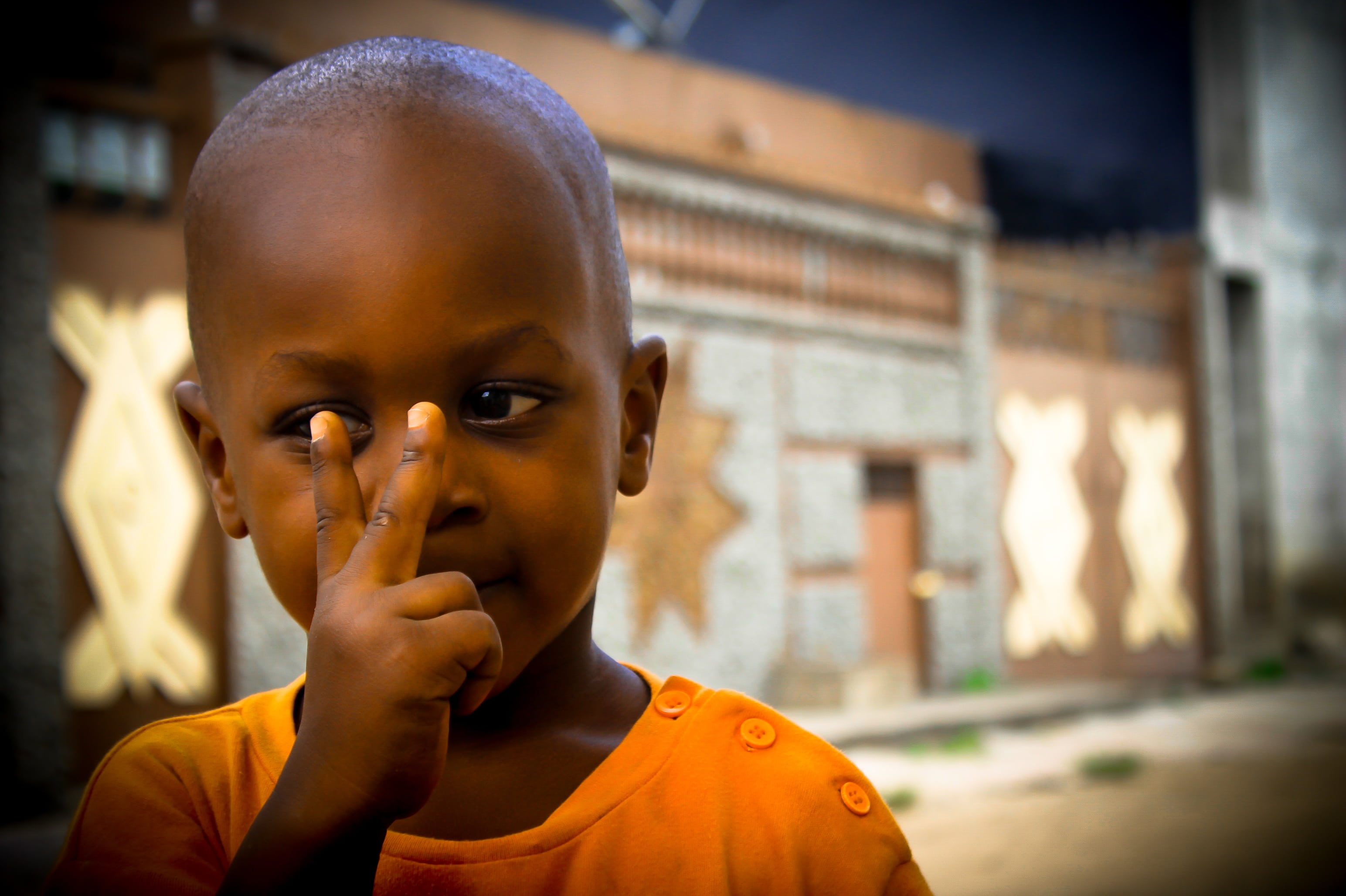 childrens games, play, birth, summer, young child, smile, happiness, one person, cute, africa, maternity, black, humanitarian aid, sea, baby, face, orange, HD Wallpaper