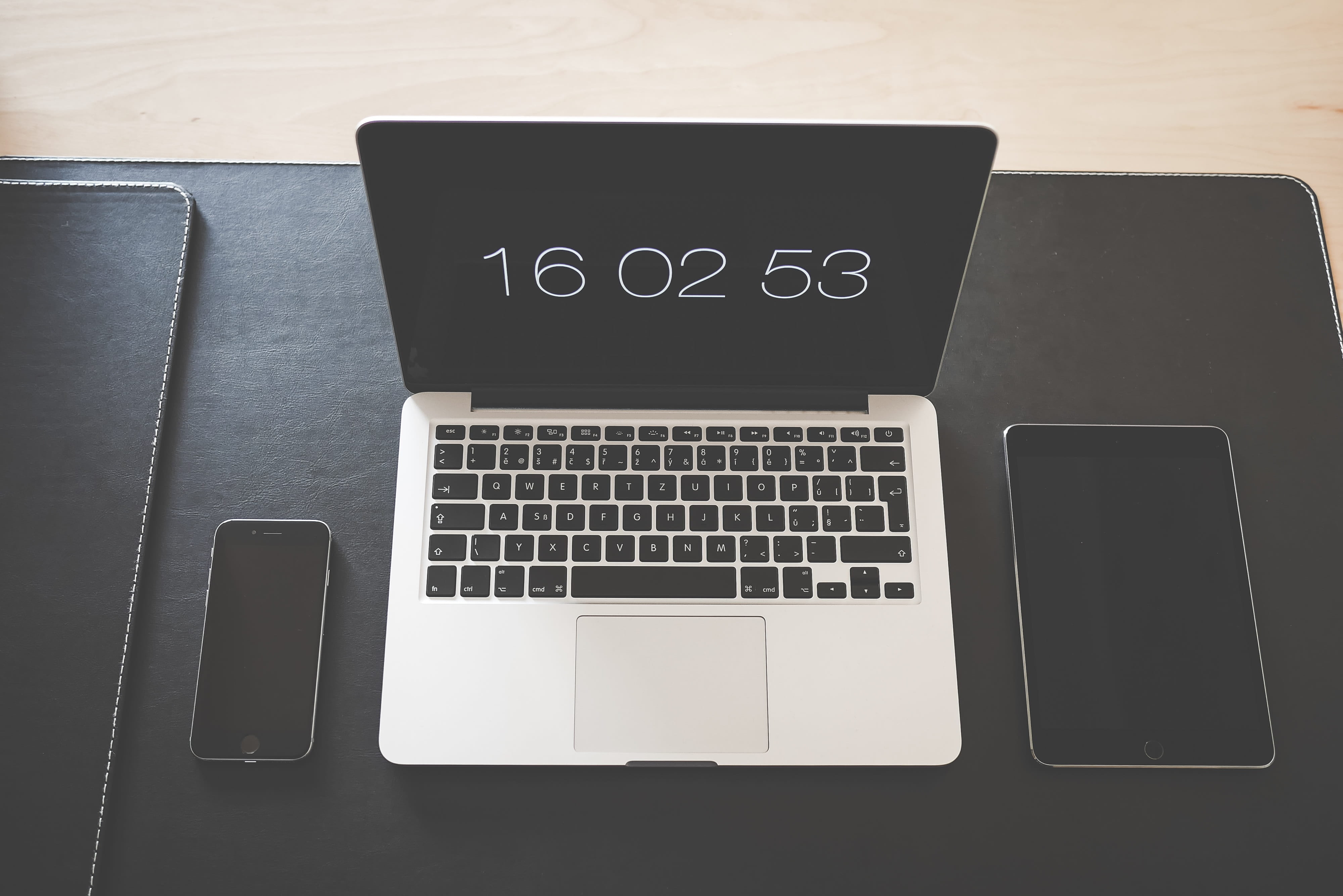 macbook, communication, computer keyboard, no people, 4K, pro, ipad, desk, indoors, apple devices, touch screen, cellphone, connection, display, phone, HD Wallpaper