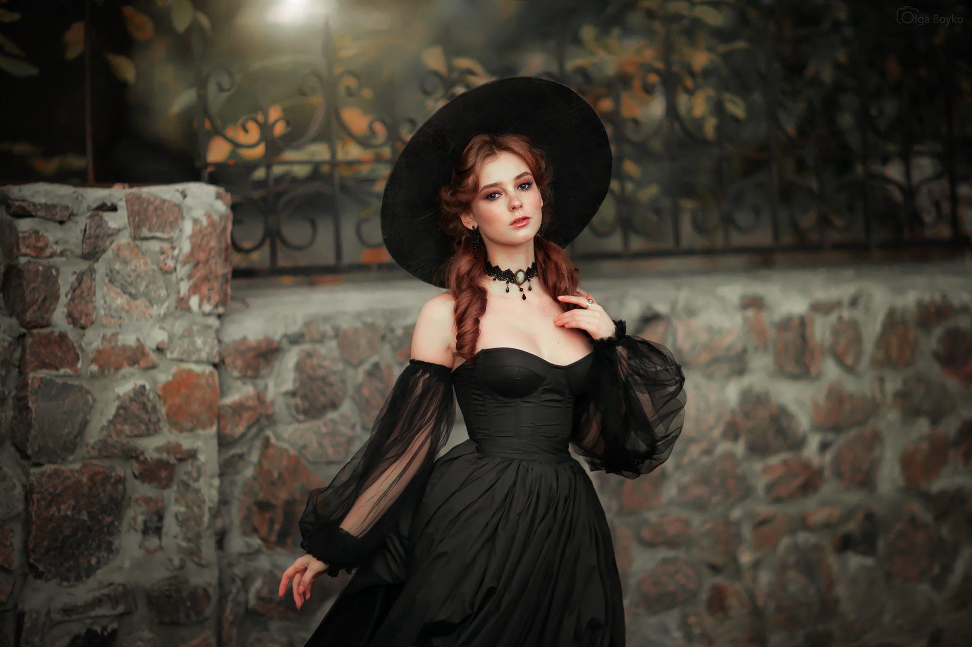 model, portrait, Gothic, women, 1080P, black dress, women with hats, dress, wall, redhead, HD Wallpaper