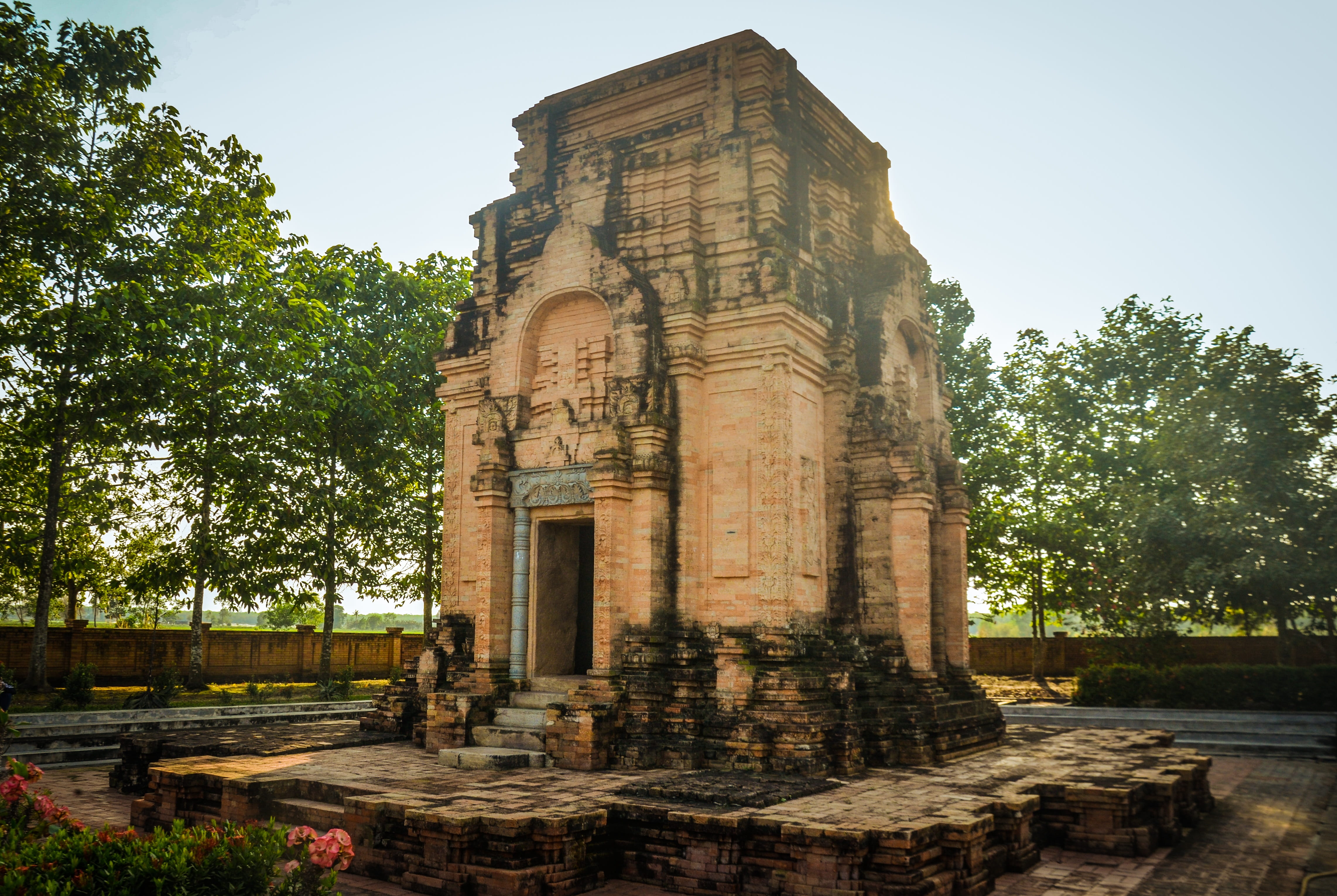 day, cultural, architectural column, build, sky, place of worship, pattern, ruined, tree, architecture, natural, built structure, beliefs, history, ancient civilization, HD Wallpaper