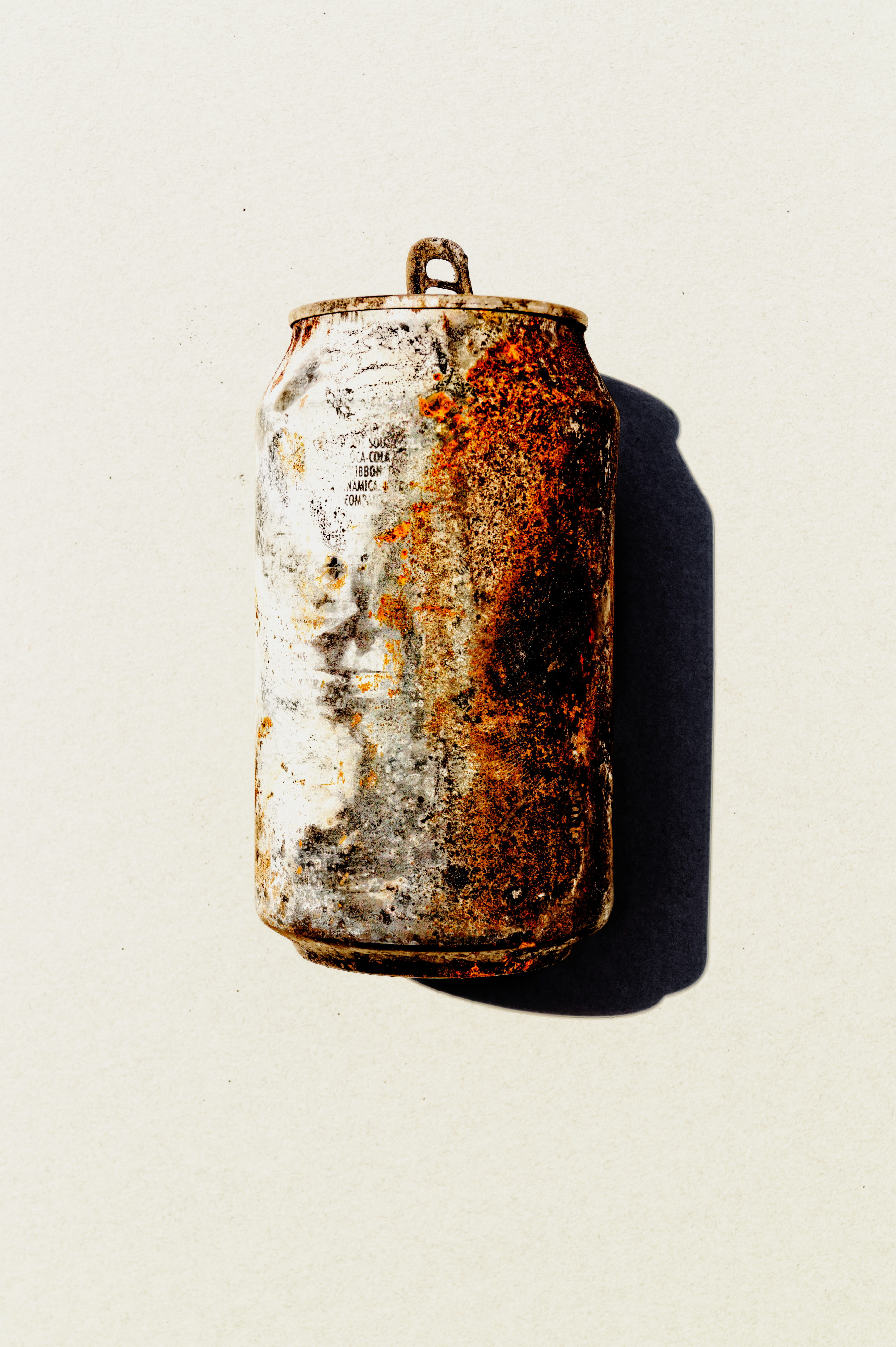 steel, old, tin, backgrounds, dirty, single Object, metal, rust, rusty, no People, close up, can, equipment, 5K, old-fashioned, Phone HD Wallpaper