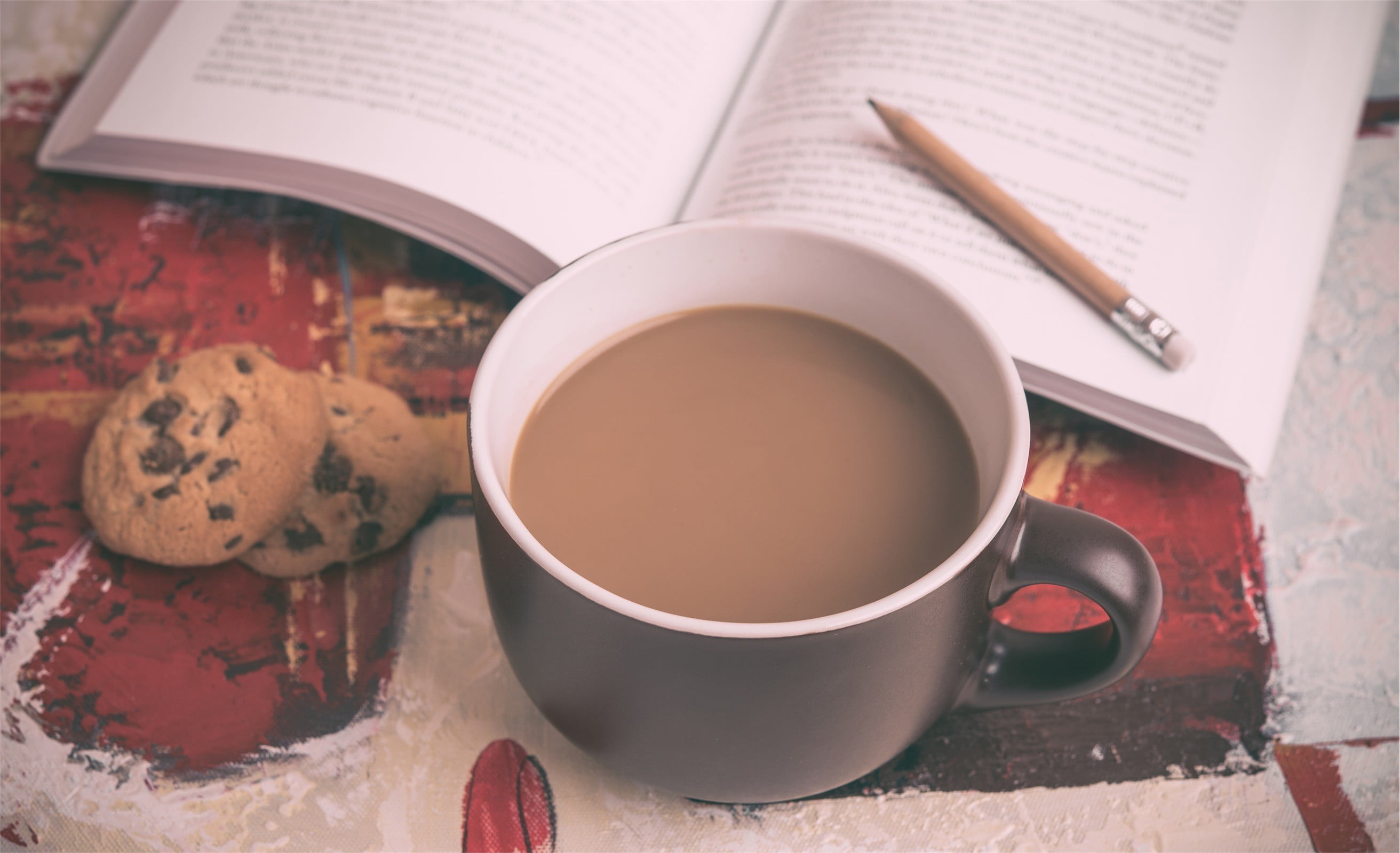 coffee cup, coffee, table, white, freshness, still life, tea - hot drink, hot drink, tea cup, books, cup, no people, publication, mug, drink, 2K, food and drink, HD Wallpaper